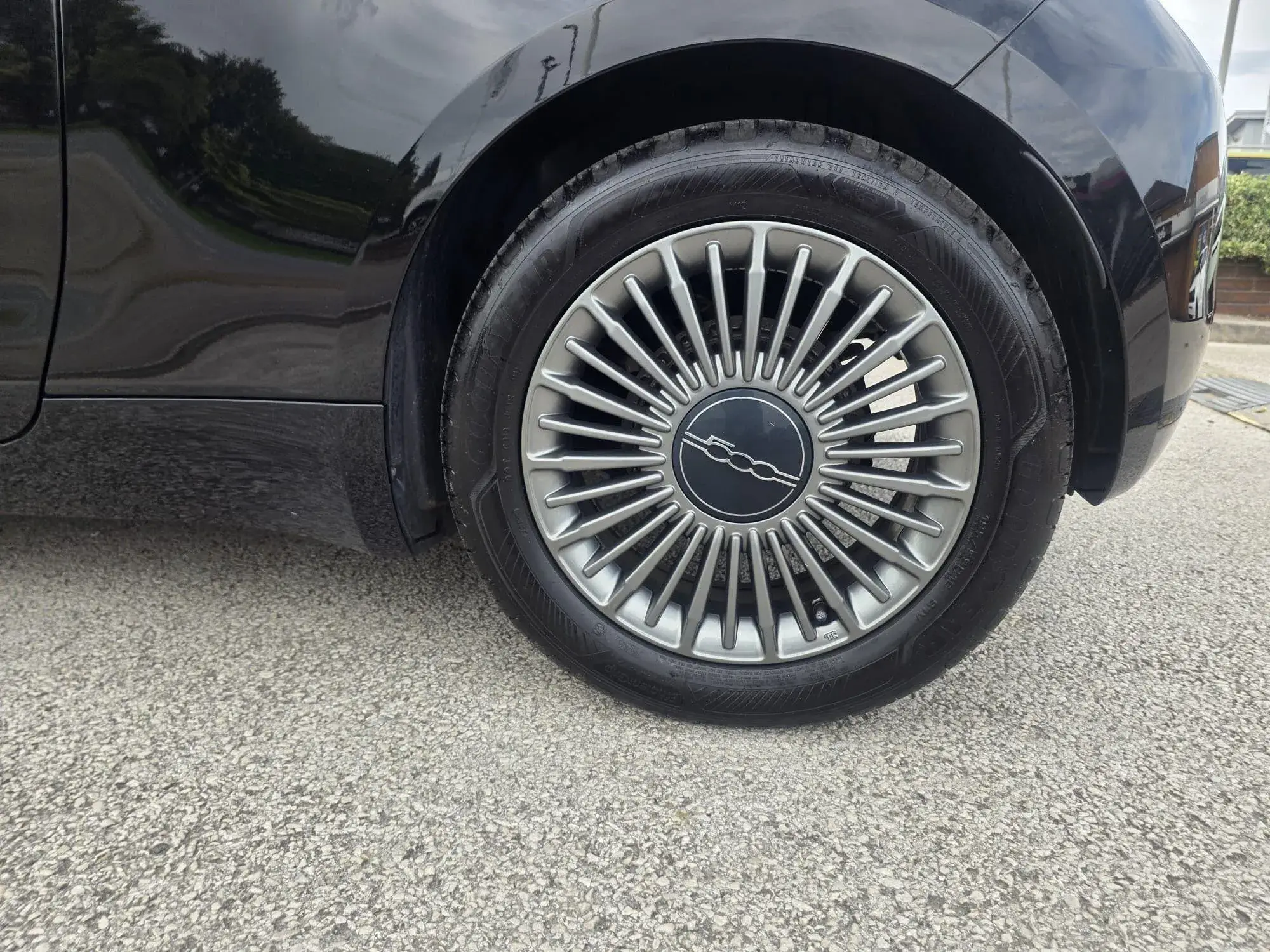 Fiat 500e C Image 12
