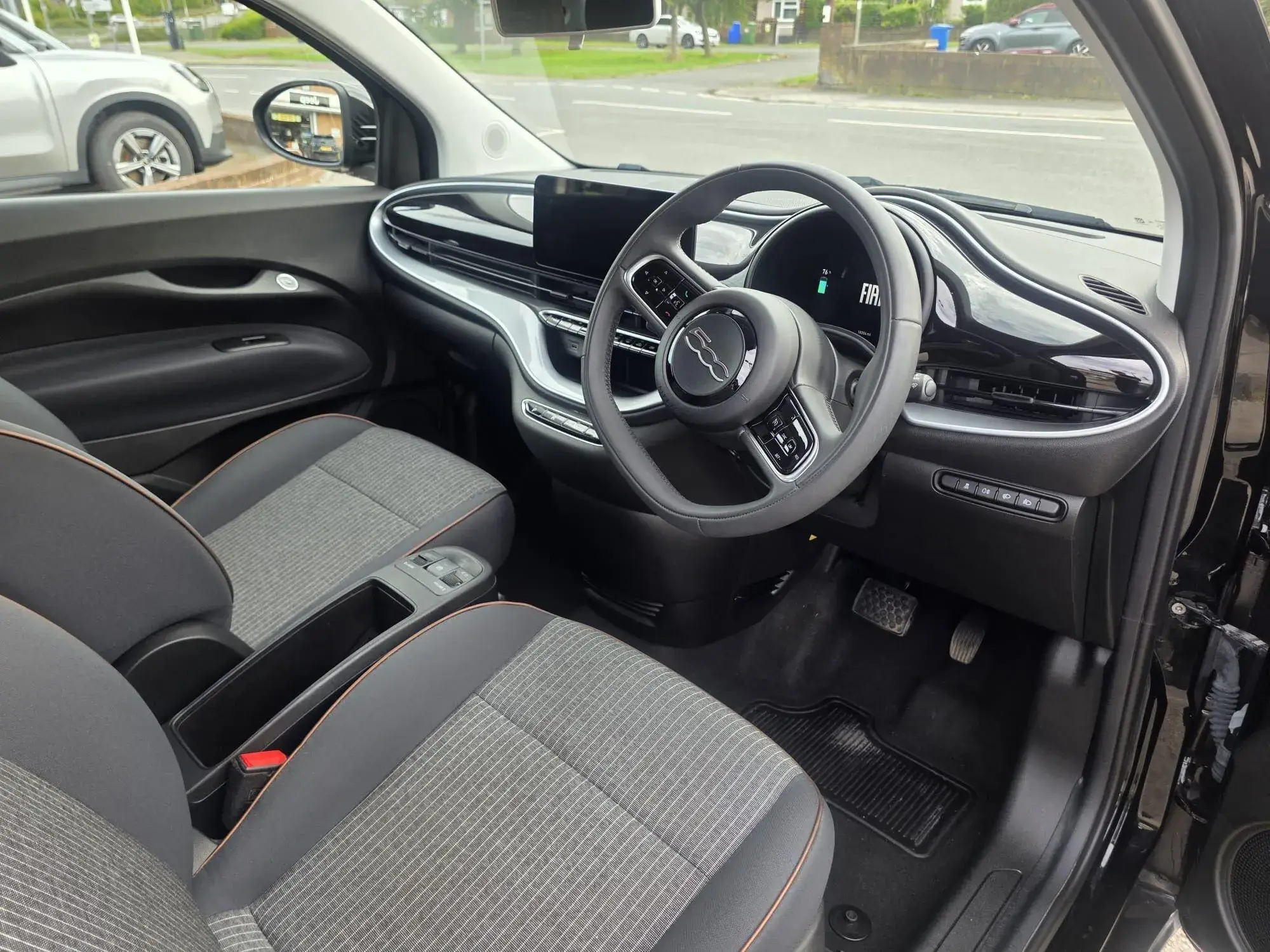 Fiat 500e C Image 13