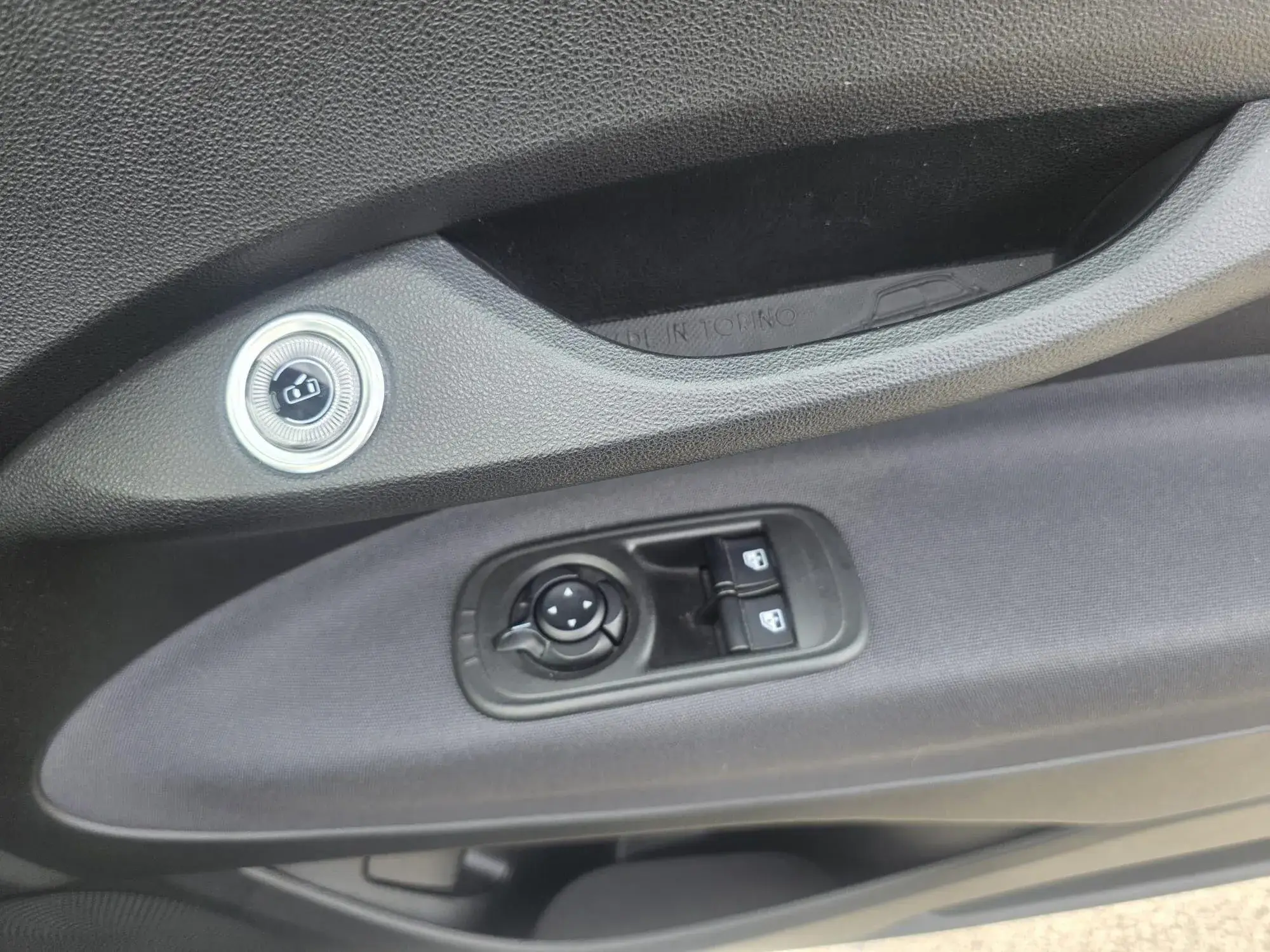 Fiat 500e C Image 22