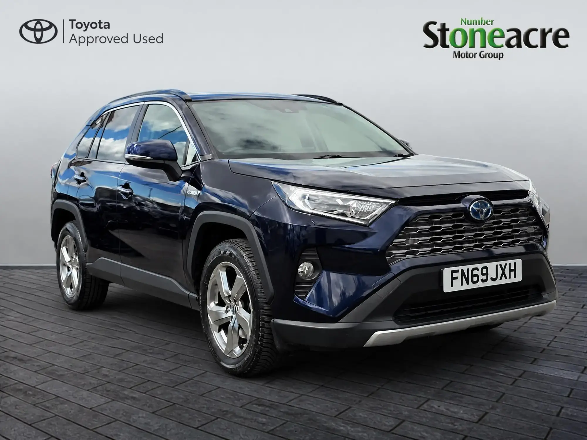 Toyota RAV4 2.5 VVT-i Hybrid Excel 5dr CVT FN69JXH Image 1 Toyota RAV4 2.5 VVT-i Hybrid Excel 5dr CVT FN69JXH Image 1