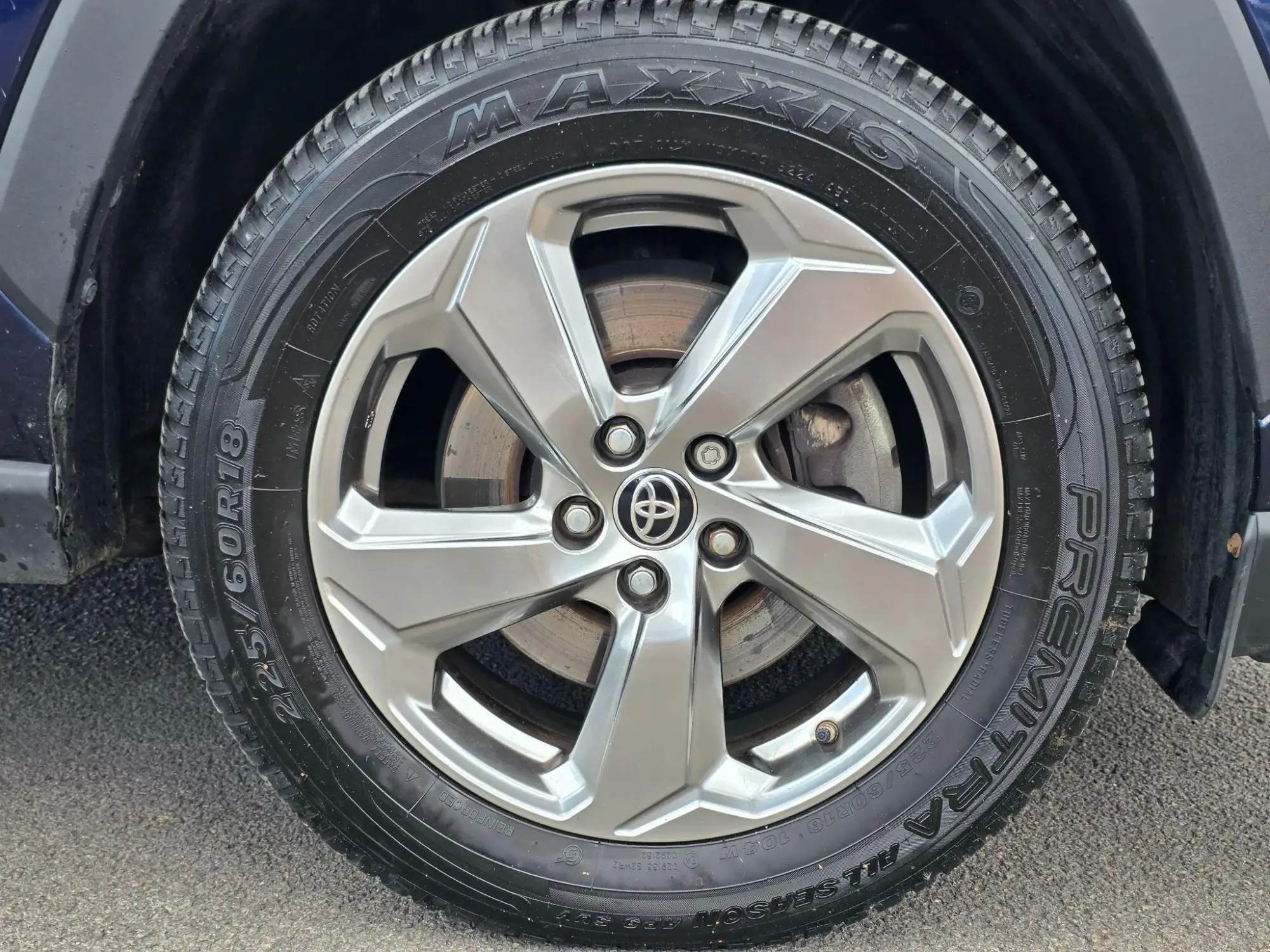 Toyota RAV4 Image 18 Toyota RAV4 Image 18