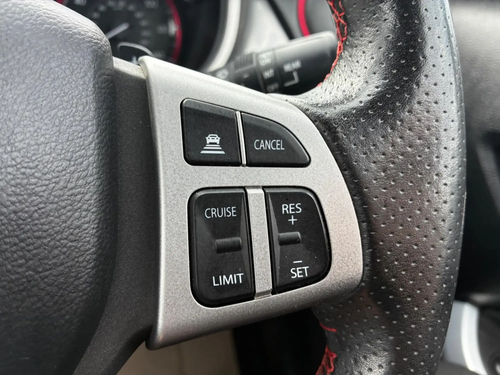 Suzuki Vitara Image 13