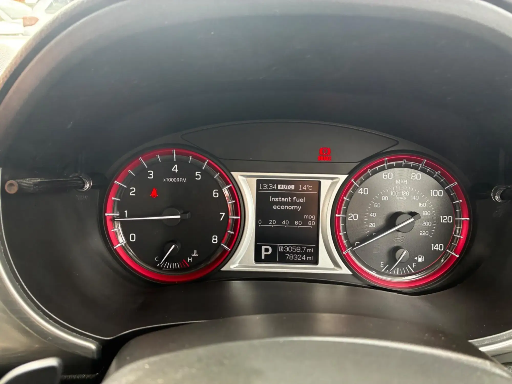 Suzuki Vitara Image 21