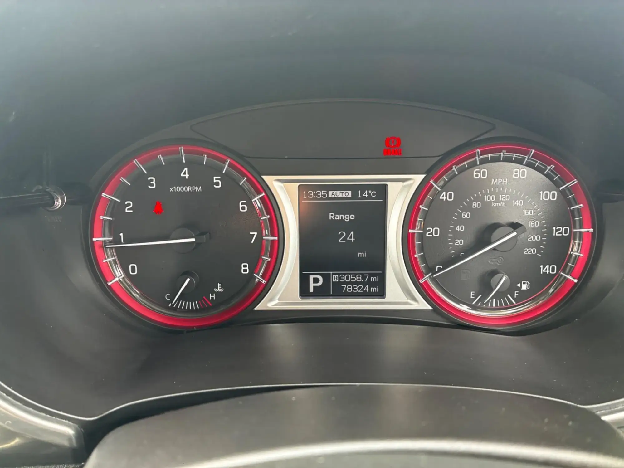 Suzuki Vitara Image 37