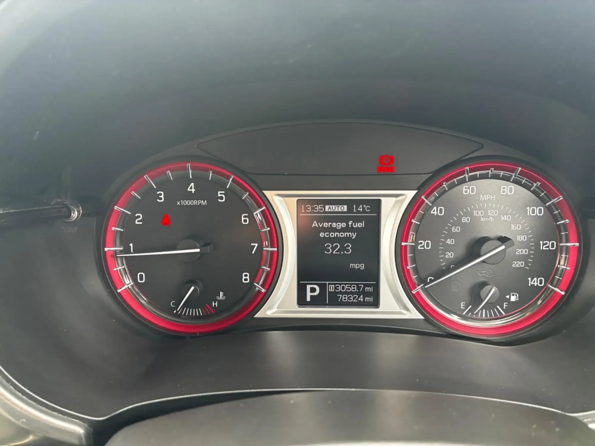 Suzuki Vitara Image 15