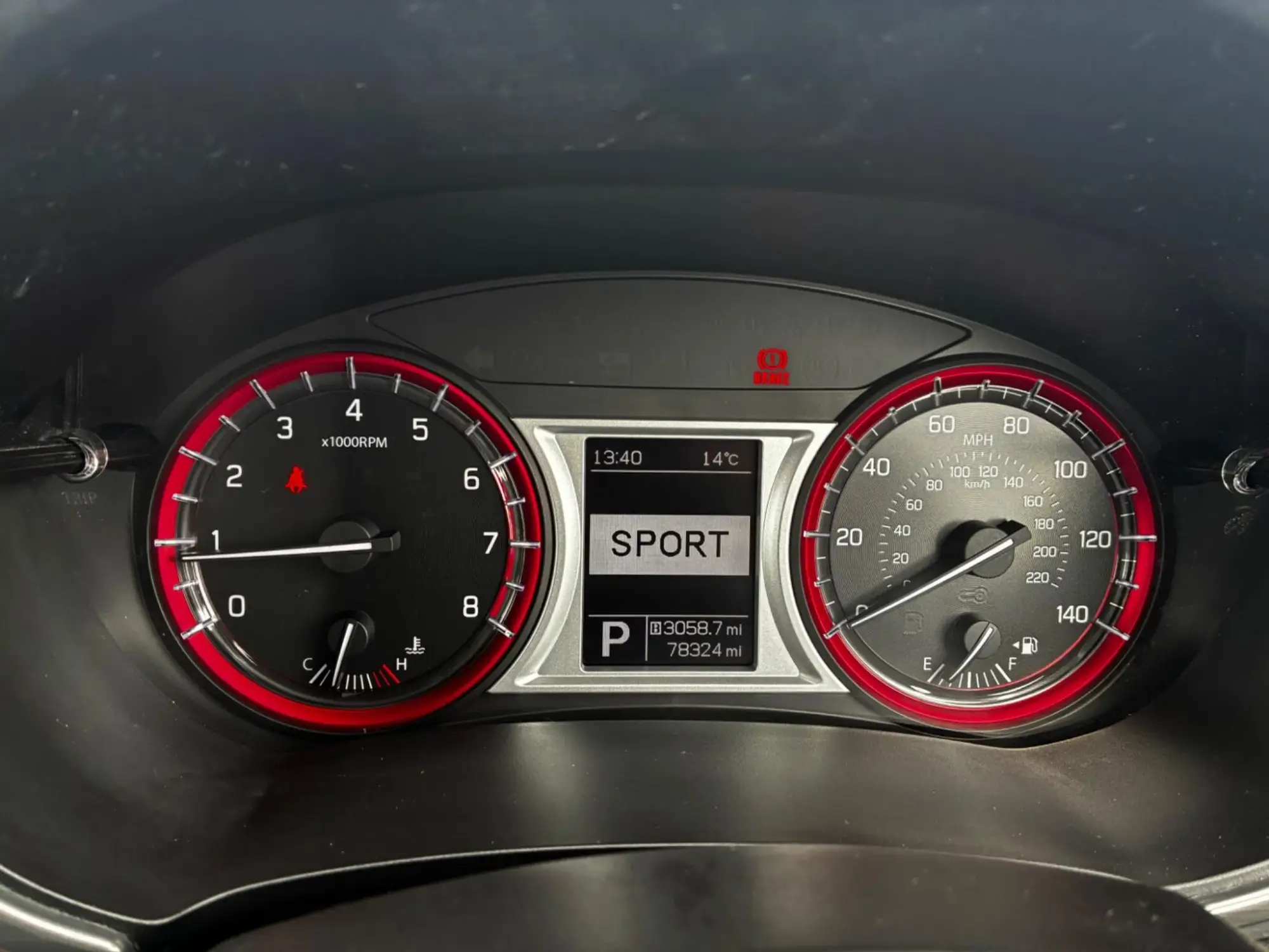 Suzuki Vitara Image 38