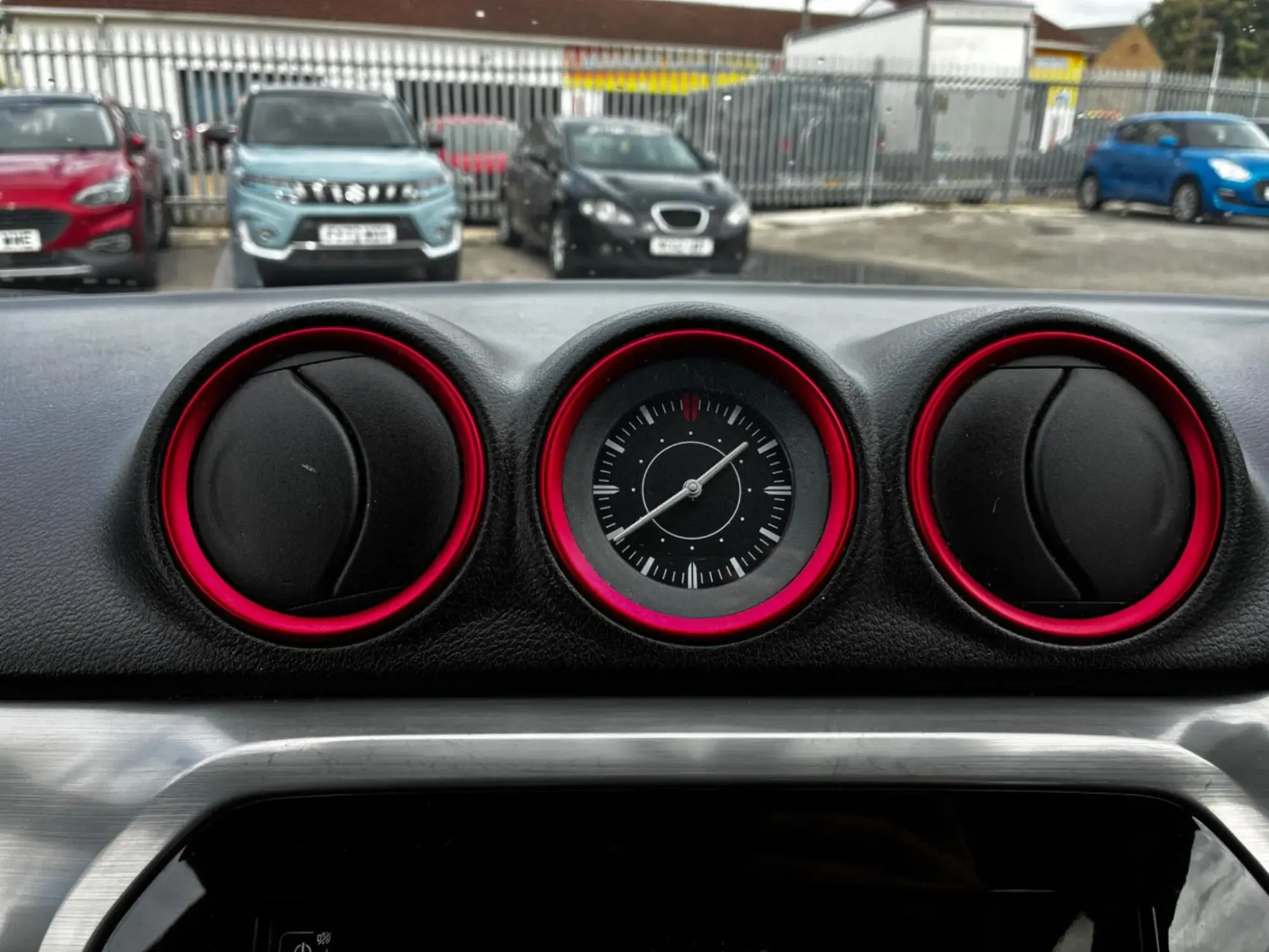 Suzuki Vitara Image 24