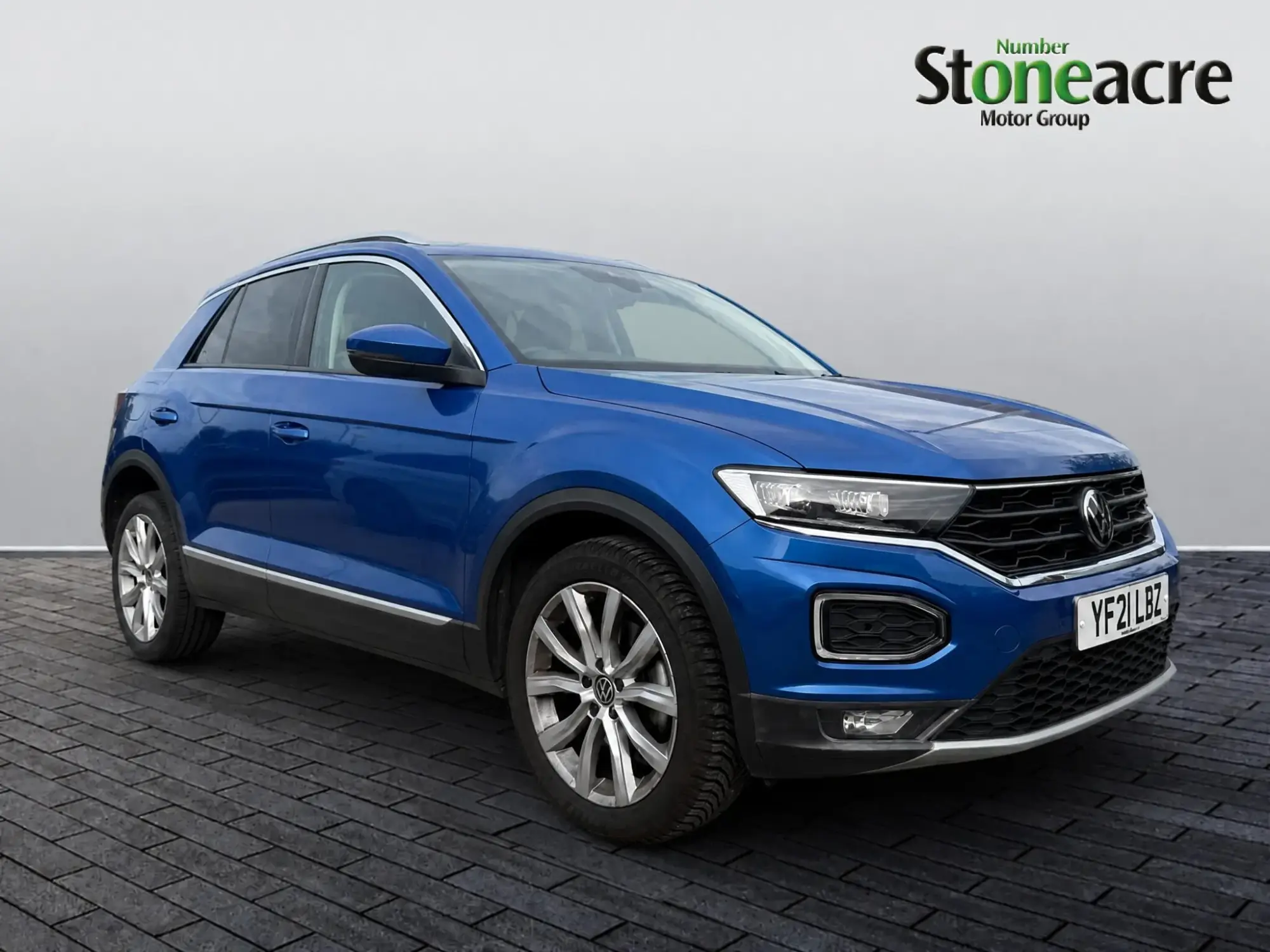 Volkswagen T-Roc 2.0 TSI 4MOTION SEL 5dr DSG YF21LBZ Image 1 Volkswagen T-Roc 2.0 TSI 4MOTION SEL 5dr DSG YF21LBZ Image 1