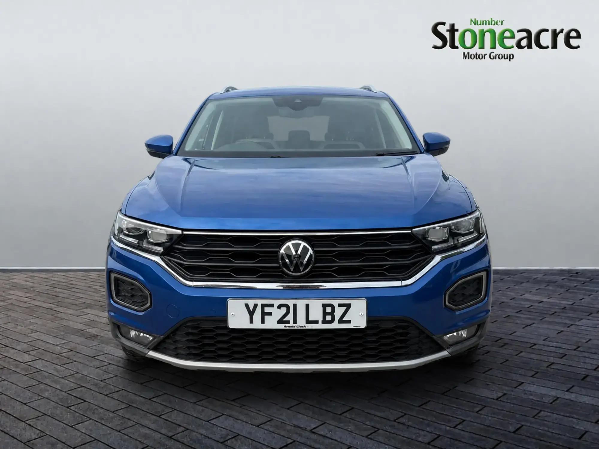 Volkswagen T-Roc 2.0 TSI 4MOTION SEL 5dr DSG YF21LBZ Image 2 Volkswagen T-Roc 2.0 TSI 4MOTION SEL 5dr DSG YF21LBZ Image 2