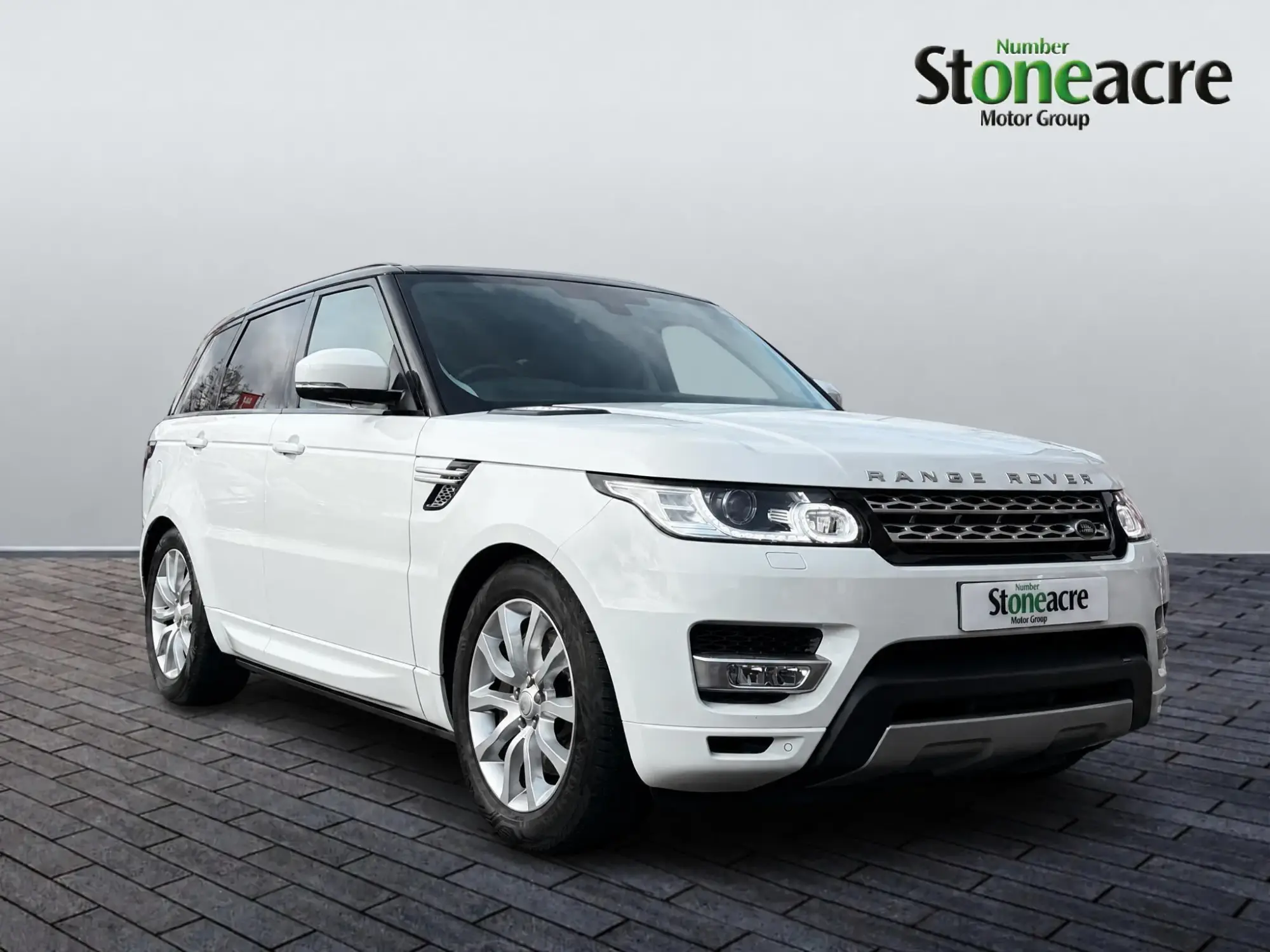 Land Rover Range Rover Sport 3.0 SD V6 HSE Auto 4WD Euro 6 (s/s) 5dr W50CSW Image 1