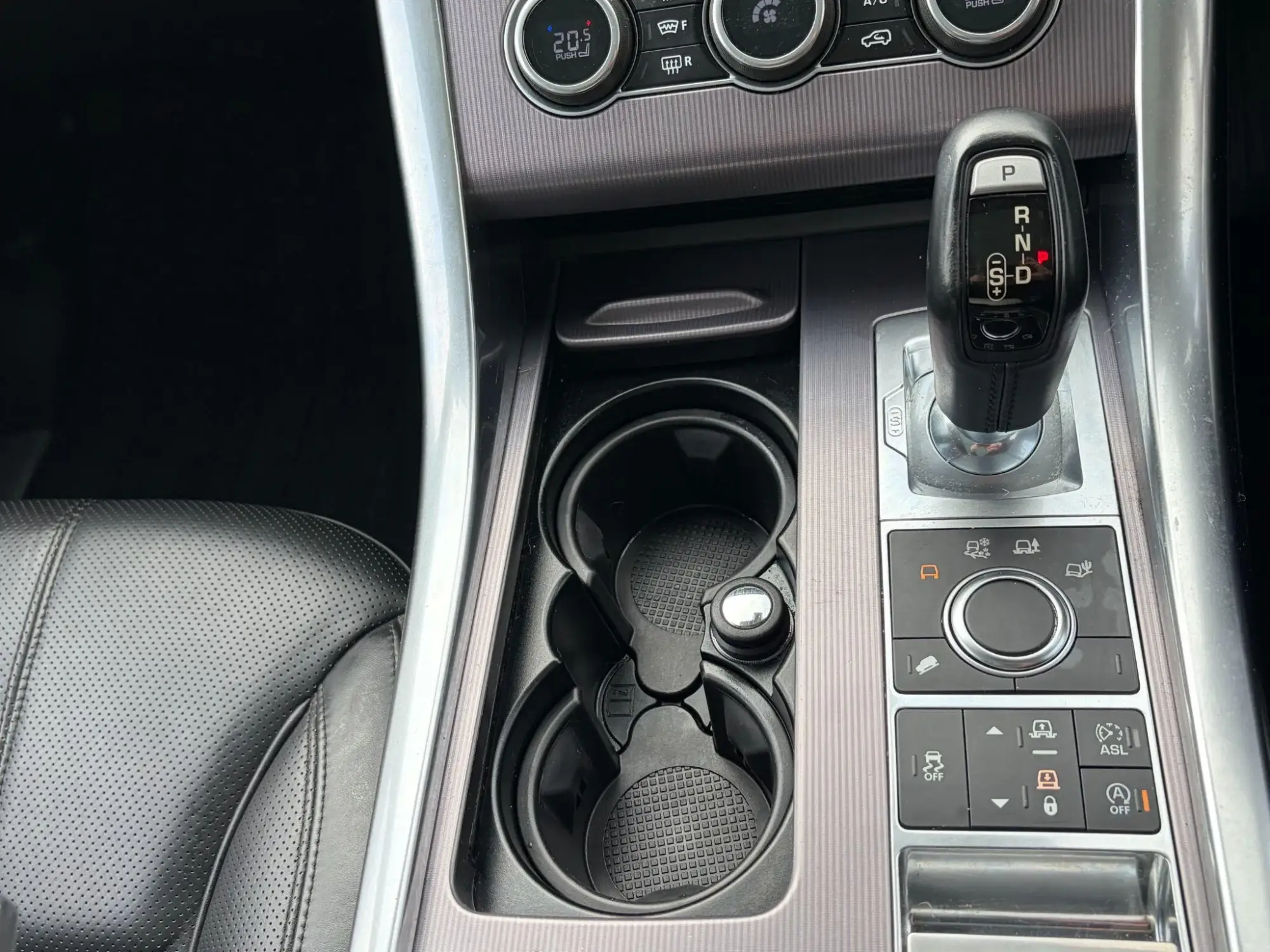 Land Rover Range Rover Sport Image 9 Land Rover Range Rover Sport Image 9