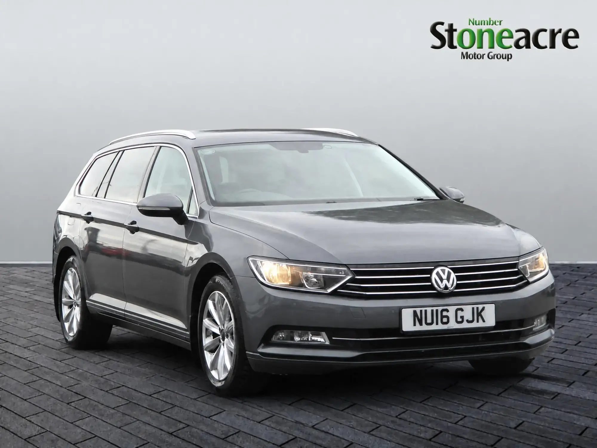 Volkswagen Passat 2.0 TDI BlueMotion Tech SE Business Euro 6 (s/s) 5dr NU16GJK Image 1 Volkswagen Passat 2.0 TDI BlueMotion Tech SE Business Euro 6 (s/s) 5dr NU16GJK Image 1