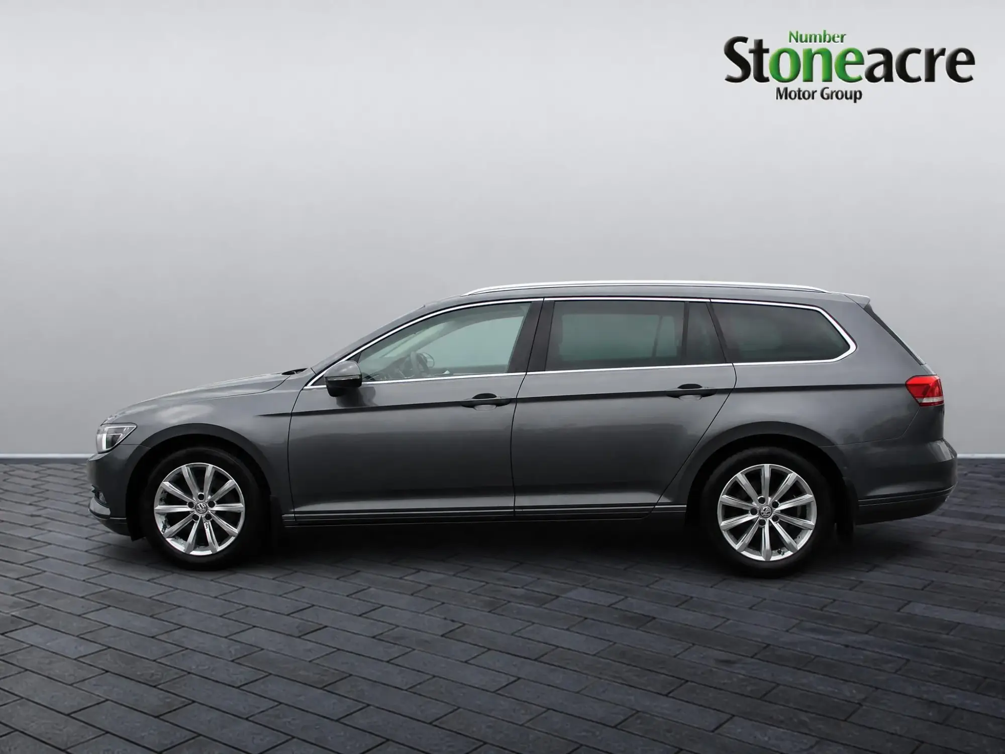 Volkswagen Passat Image 6 Volkswagen Passat Image 6
