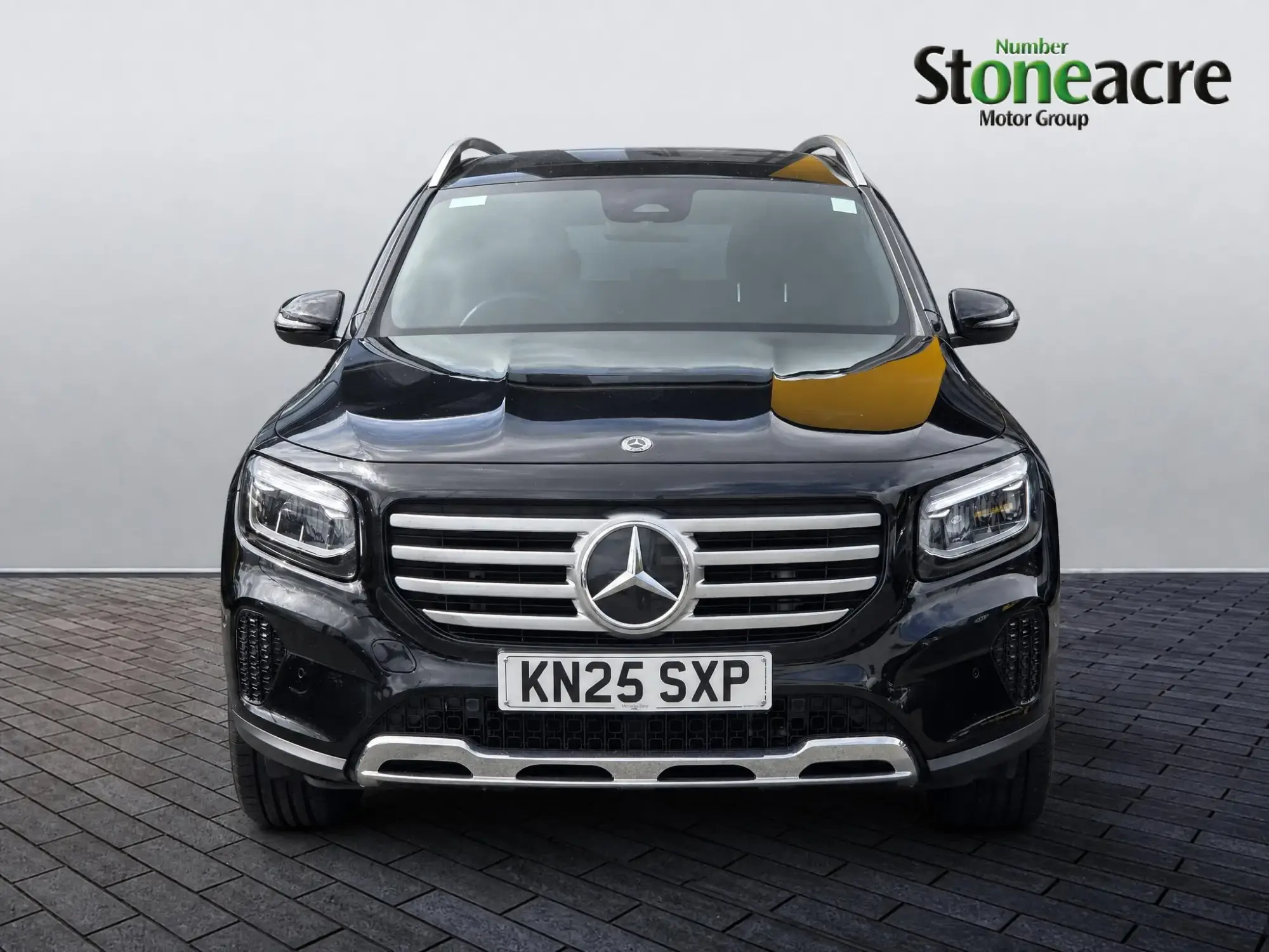 Mercedes-Benz GLB 1.3 GLB200h MHEV Sport (Executive) 7G-DCT Euro 6 (s/s) 5dr KN25SXP Image 2 Mercedes-Benz GLB 1.3 GLB200h MHEV Sport (Executive) 7G-DCT Euro 6 (s/s) 5dr KN25SXP Image 2