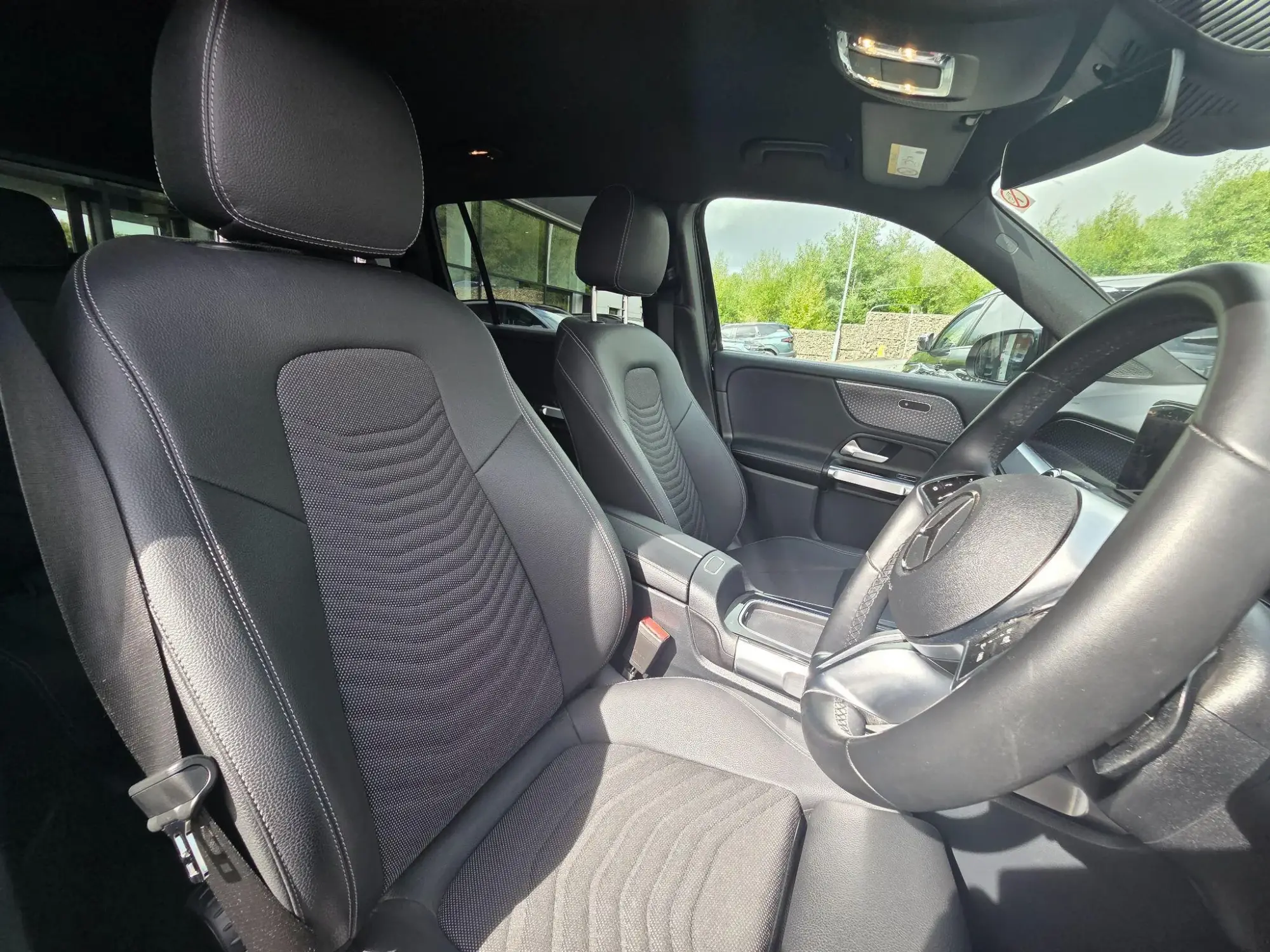 Mercedes-Benz GLB Image 17 Mercedes-Benz GLB Image 17