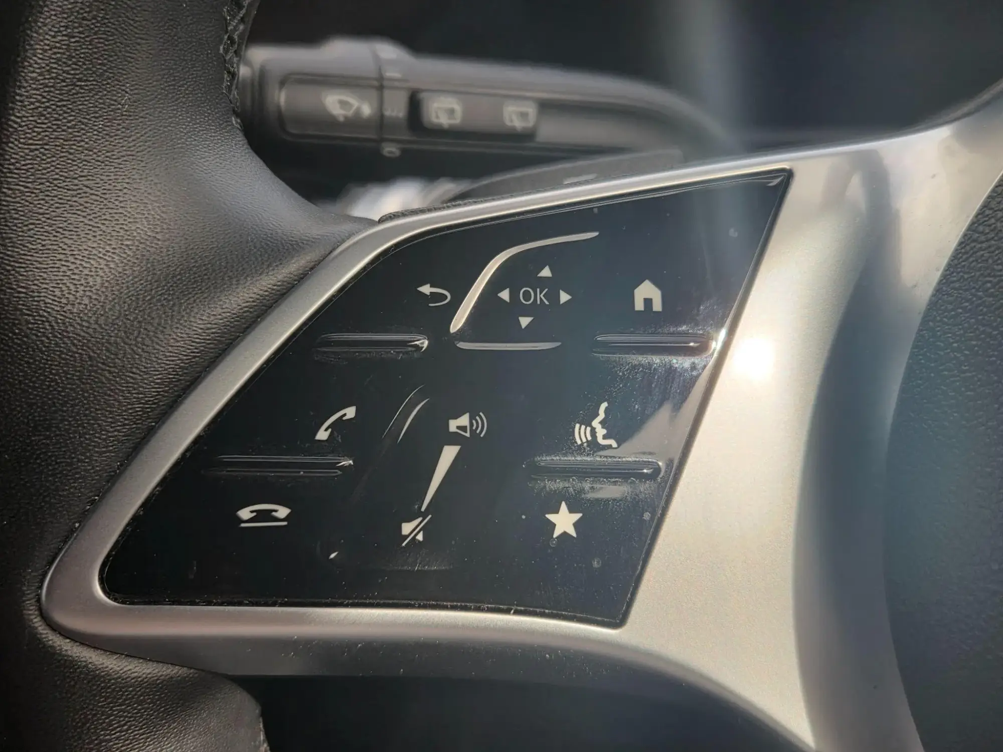 Mercedes-Benz GLB Image 32 Mercedes-Benz GLB Image 32