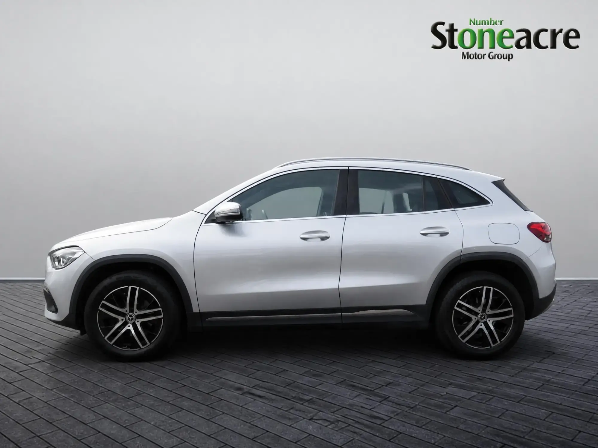 Mercedes-Benz GLA Image 5 Mercedes-Benz GLA Image 5