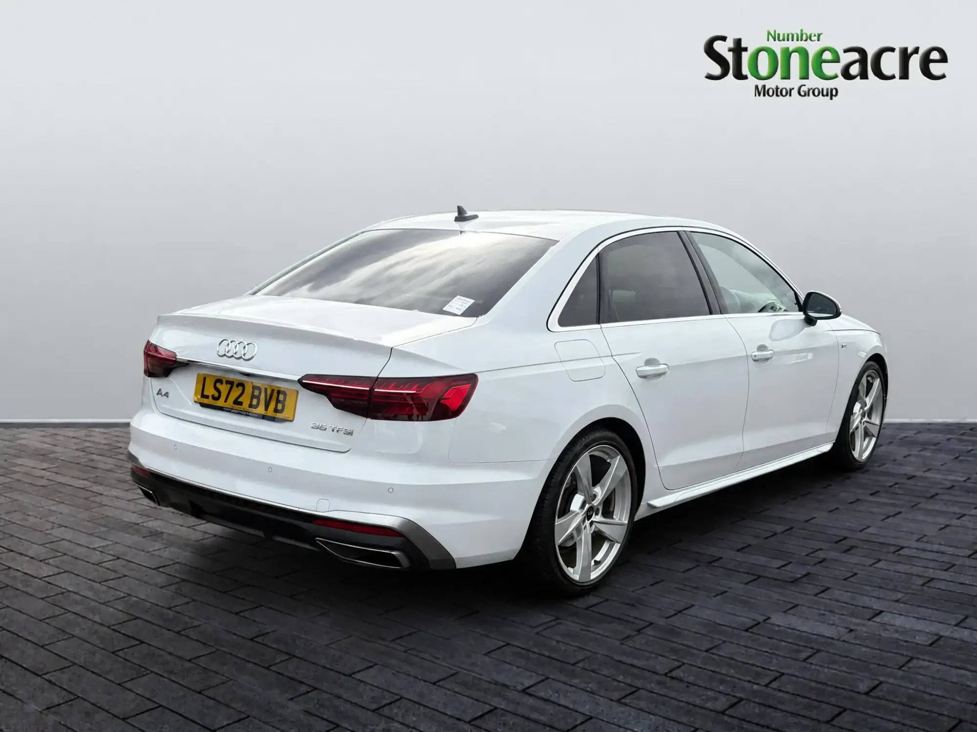 Audi A4 Saloon 2.0 TFSI 35 S line S Tronic Euro 6 (s/s) 4dr LS72BVB Image 3 Audi A4 Saloon 2.0 TFSI 35 S line S Tronic Euro 6 (s/s) 4dr LS72BVB Image 3