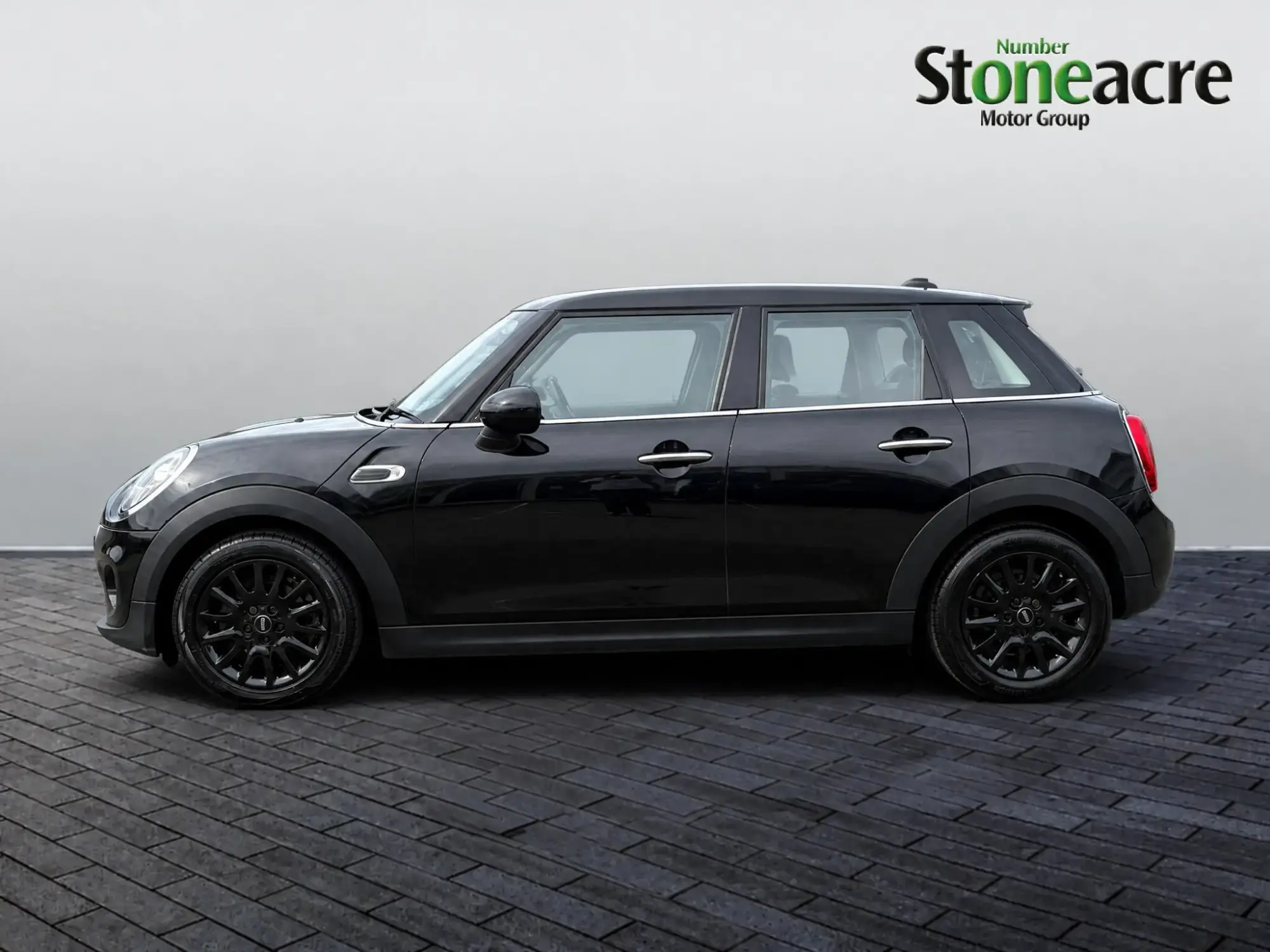 MINI Hatch Image 6