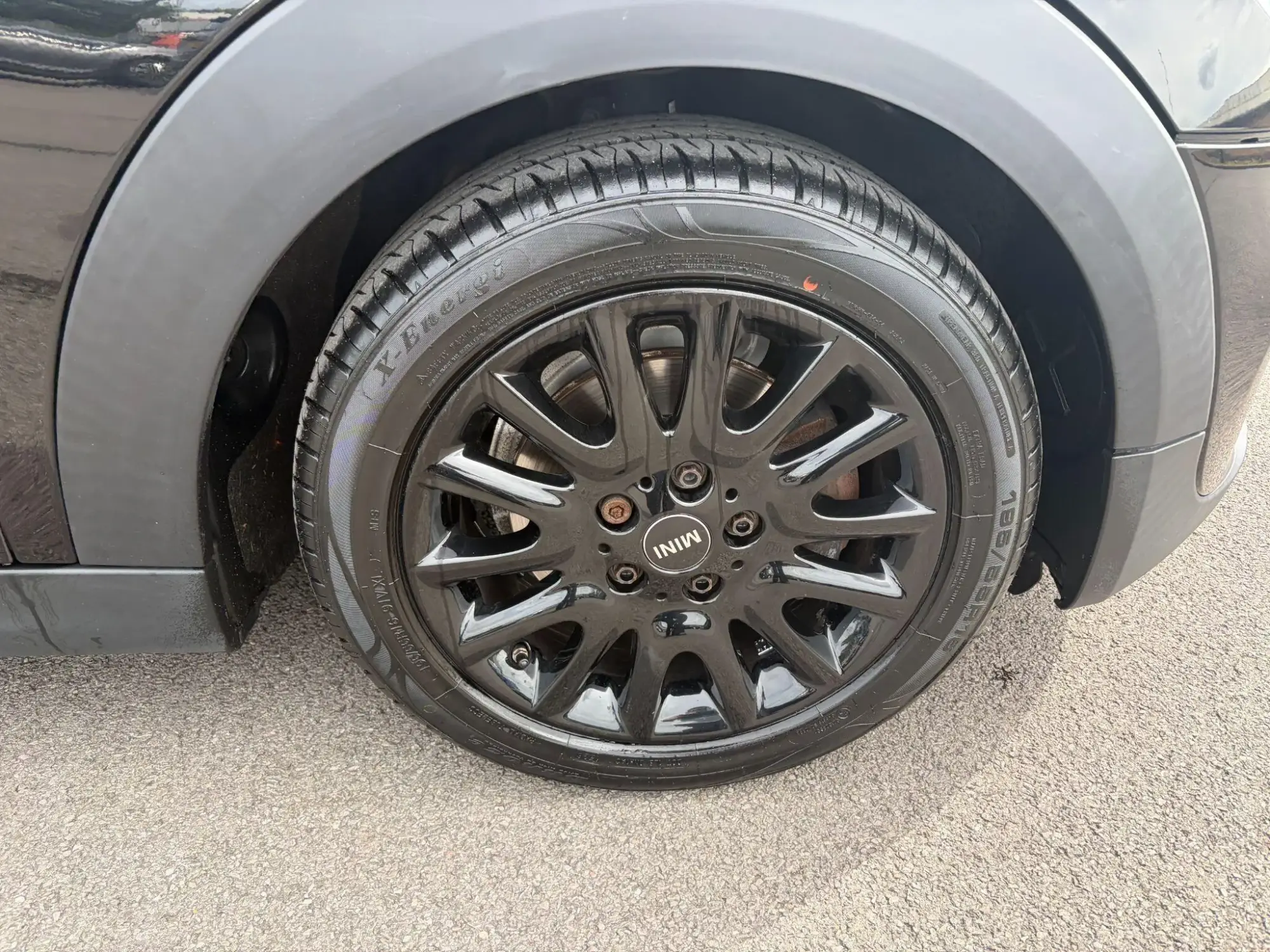 MINI Hatch Image 19