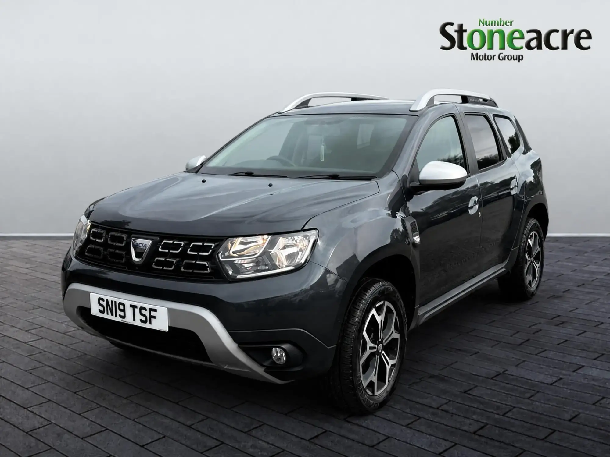 Dacia Duster 1.6 SCe Prestige 5dr SN19TSF Image 3