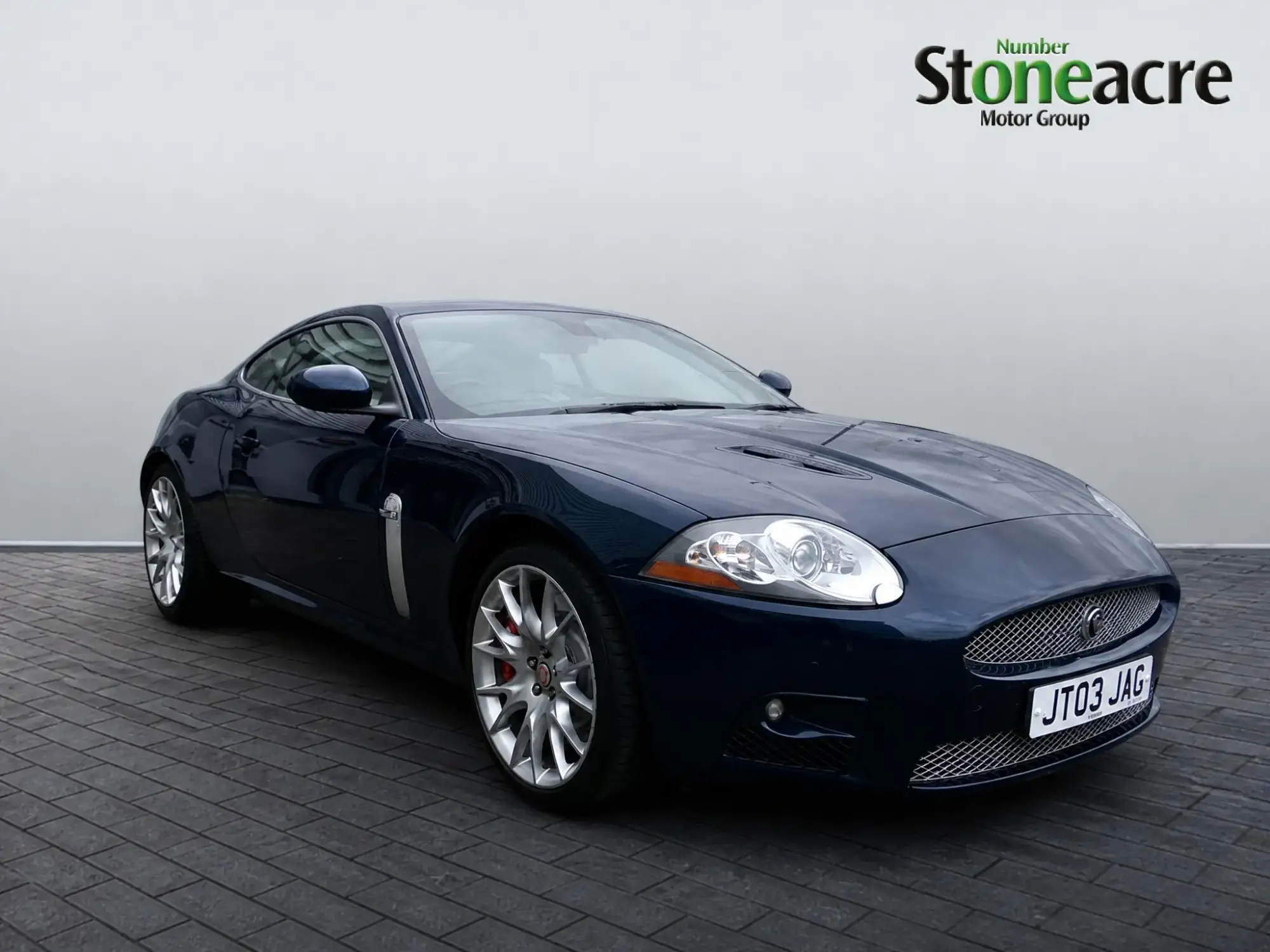 Jaguar XKR 4.2 V8 Auto Euro 4 2dr JT03JAG Image 1 Jaguar XKR 4.2 V8 Auto Euro 4 2dr JT03JAG Image 1