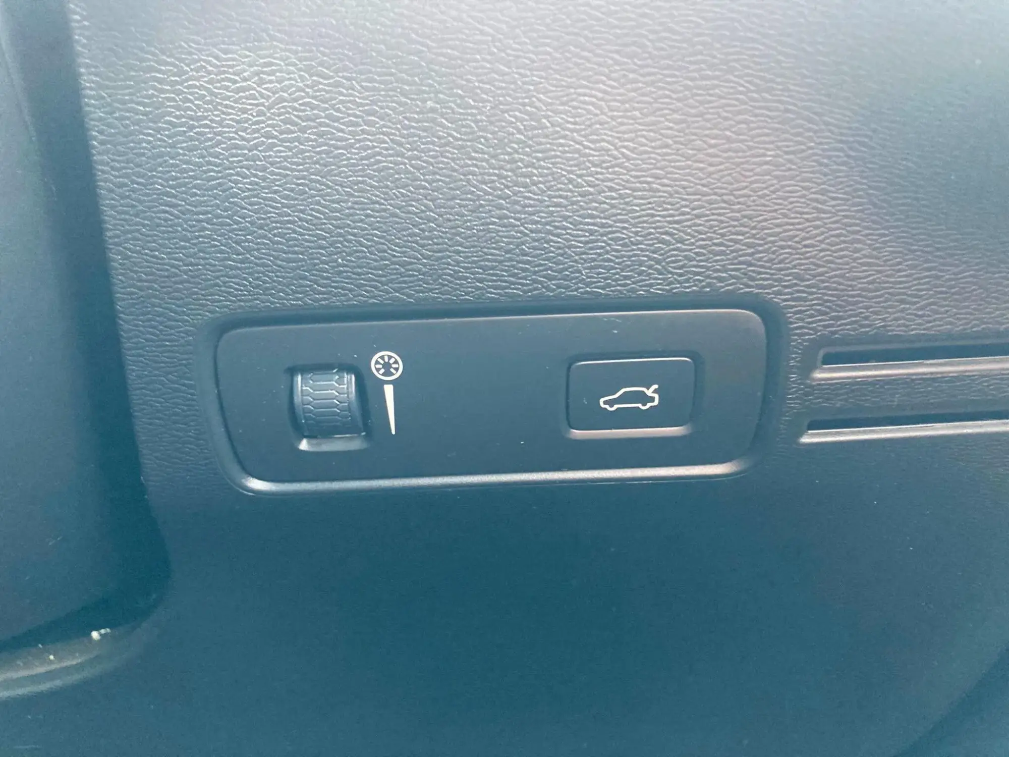 Volvo XC40 Image 18 Volvo XC40 Image 18
