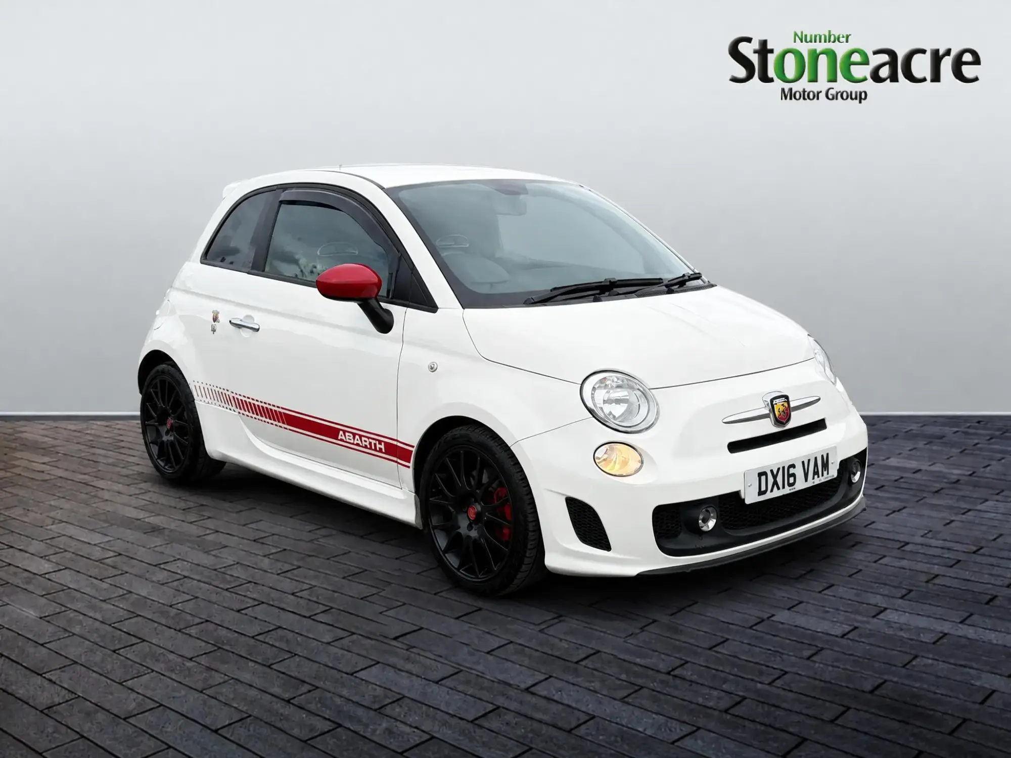 Abarth 595 1.4 T-Jet Yamaha Factory Racing Euro 6 3dr DX16VAM Image 1 Abarth 595 1.4 T-Jet Yamaha Factory Racing Euro 6 3dr DX16VAM Image 1