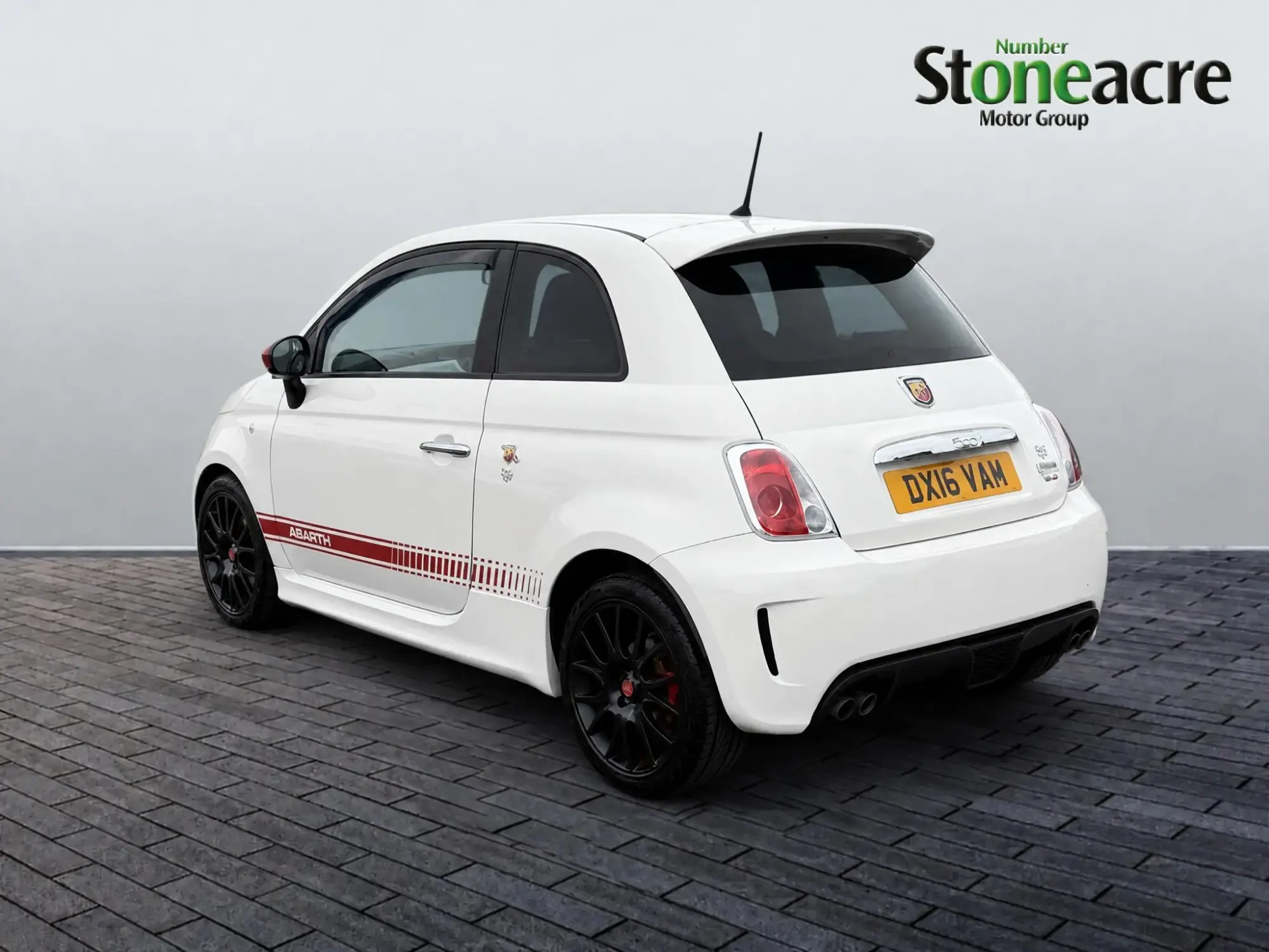 Abarth 595 Image 5