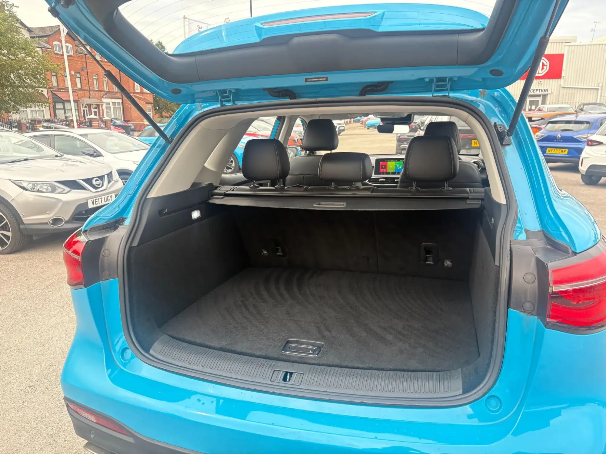 MG HS Plug-in Hybrid Image 17 MG HS Plug-in Hybrid Image 17