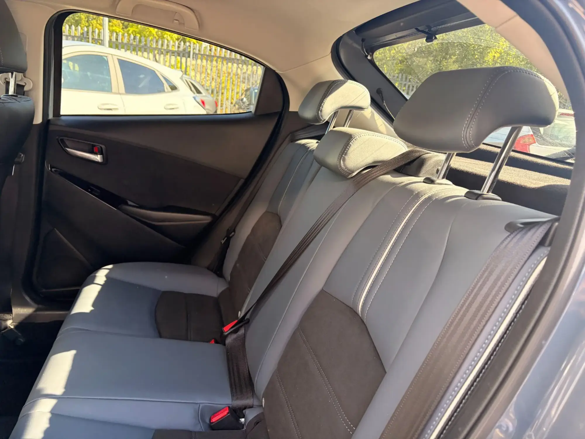 Mazda2 Image 16