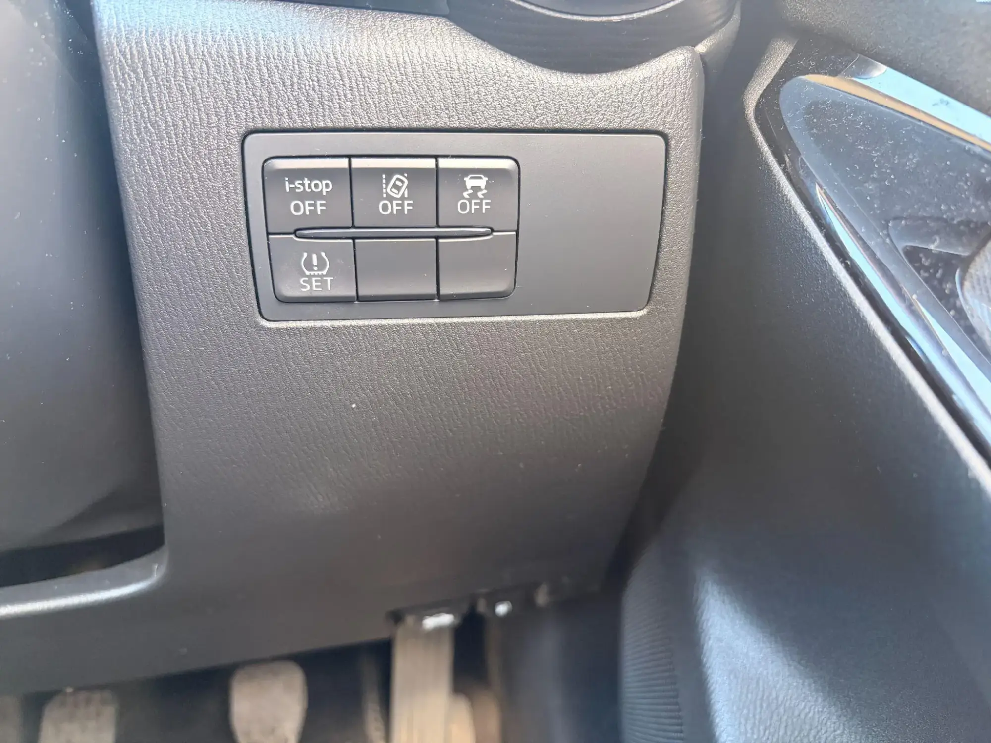 Mazda2 Image 19