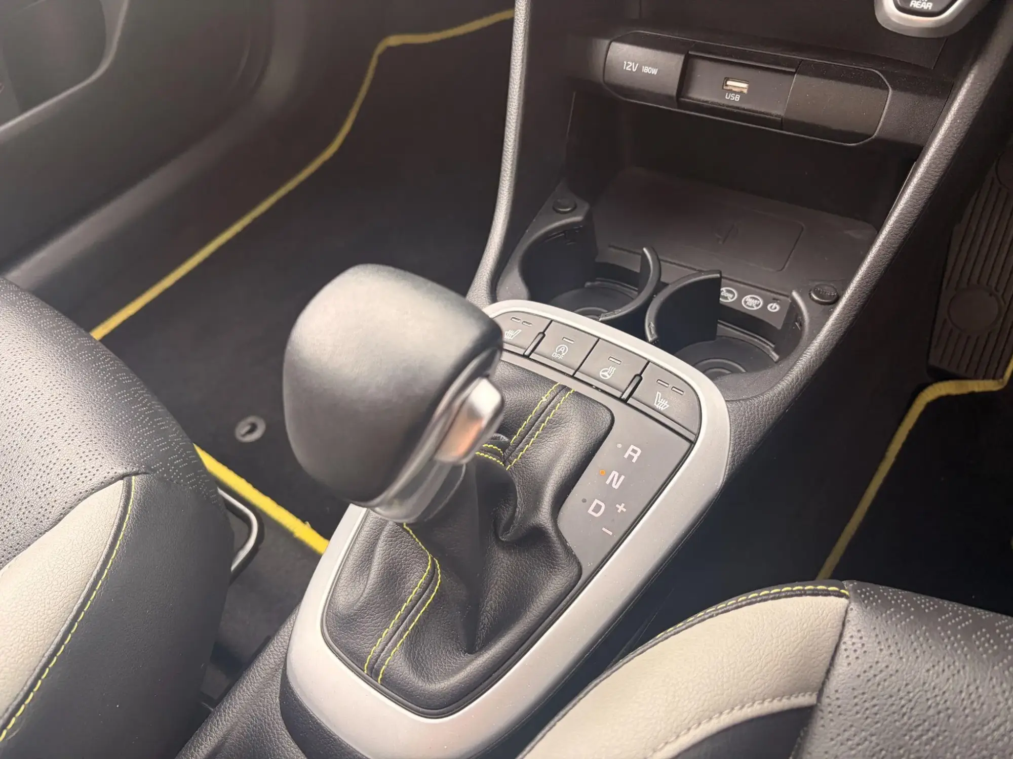 Kia Picanto Image 12