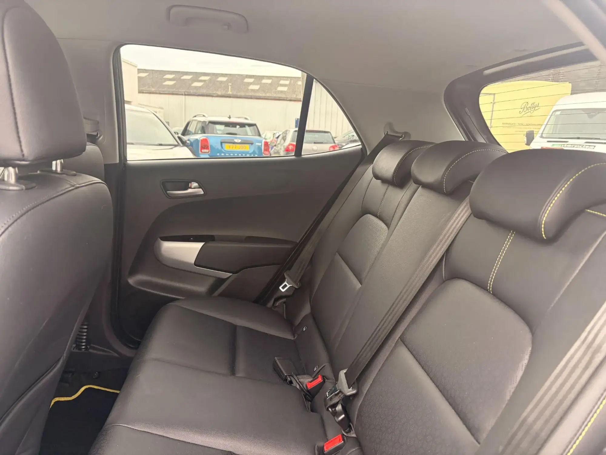 Kia Picanto Image 17