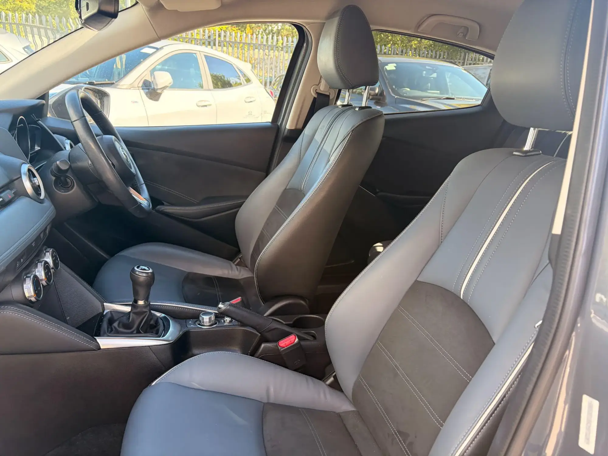 Mazda2 Image 39