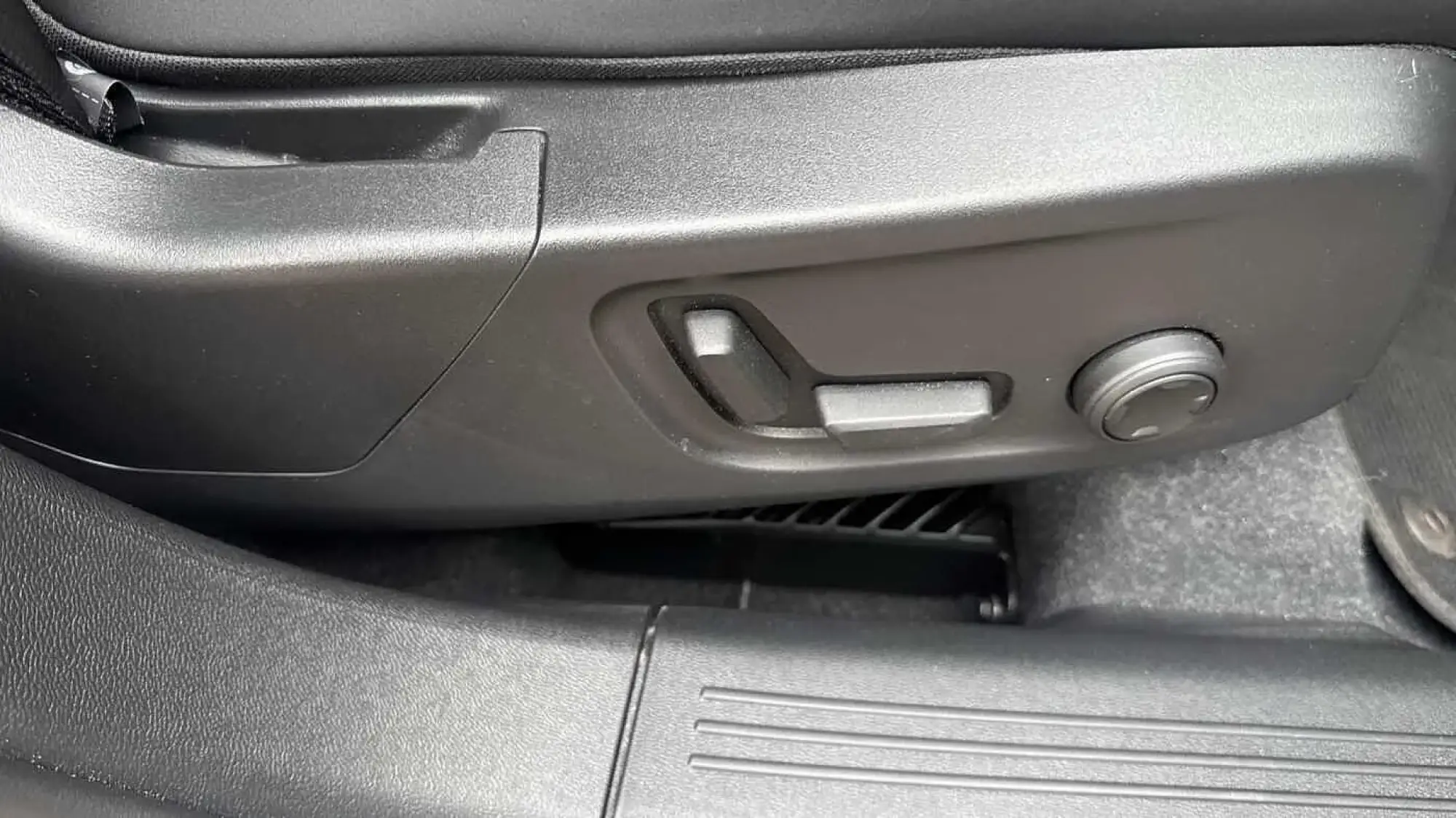 Volvo XC40 Image 28