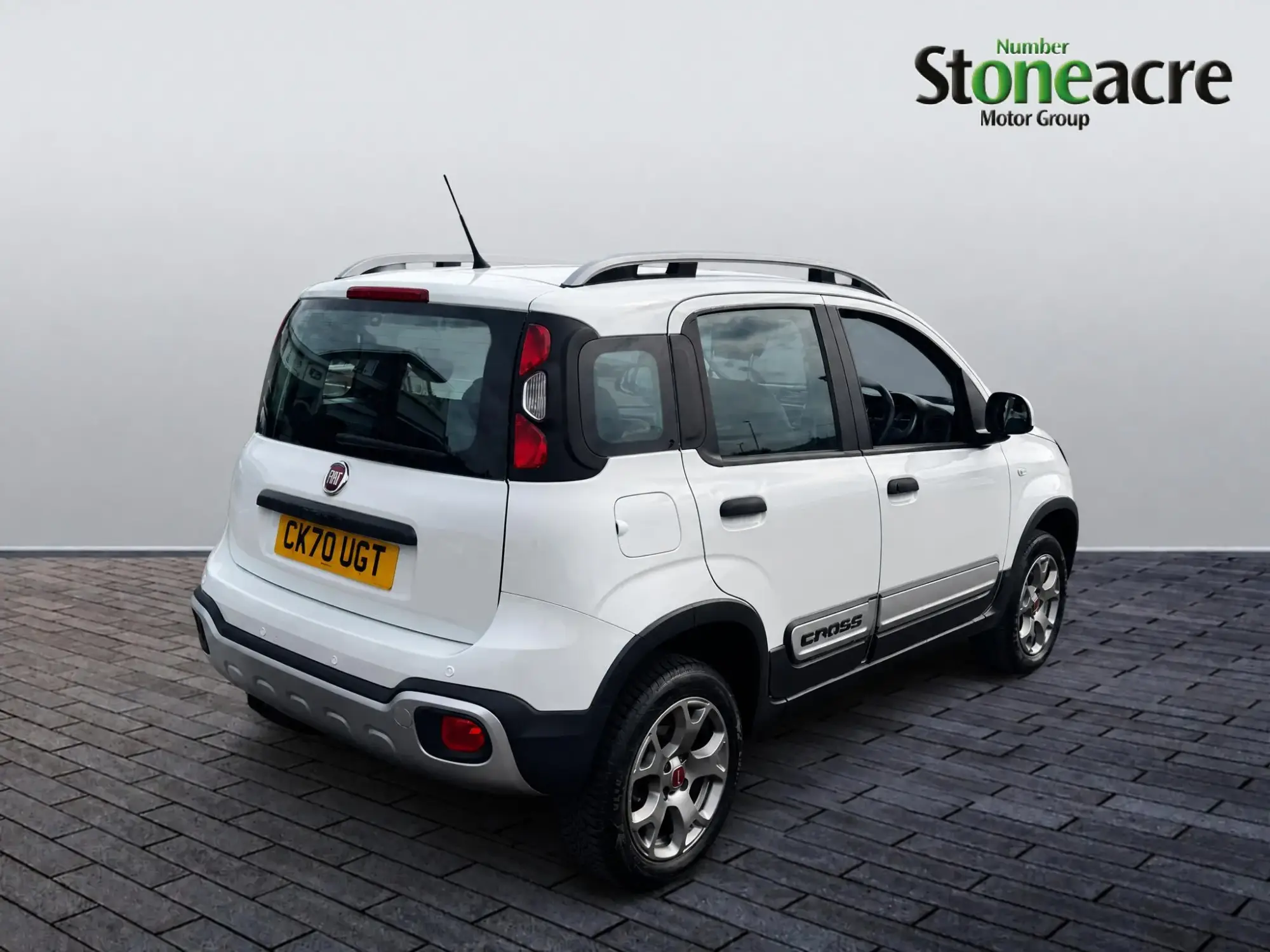 Fiat Panda 0.9 TwinAir Cross Euro 6 (s/s) 5dr CK70UGT Image 3 Fiat Panda 0.9 TwinAir Cross Euro 6 (s/s) 5dr CK70UGT Image 3