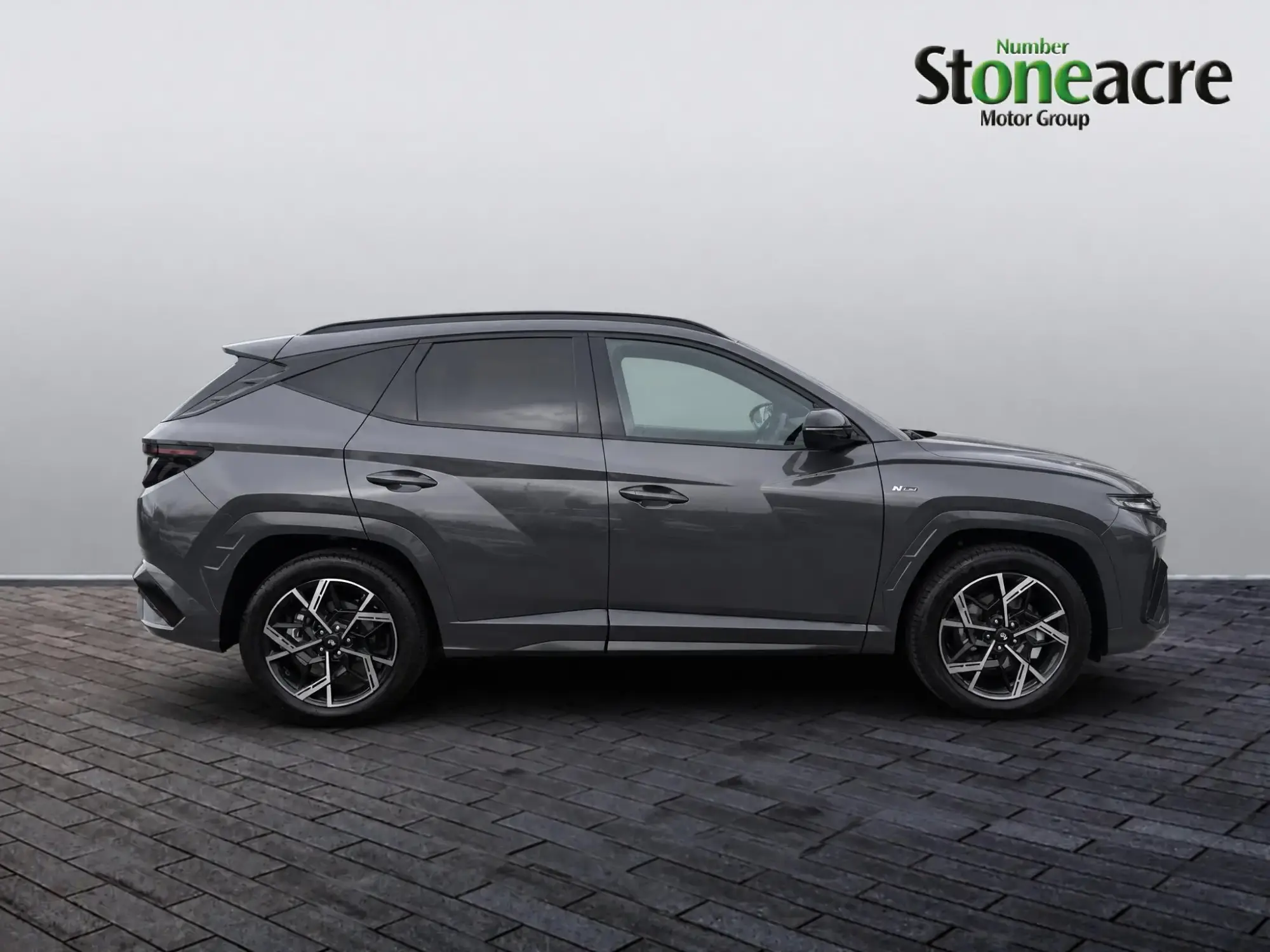 Hyundai TUCSON Image 8 Hyundai TUCSON Image 8