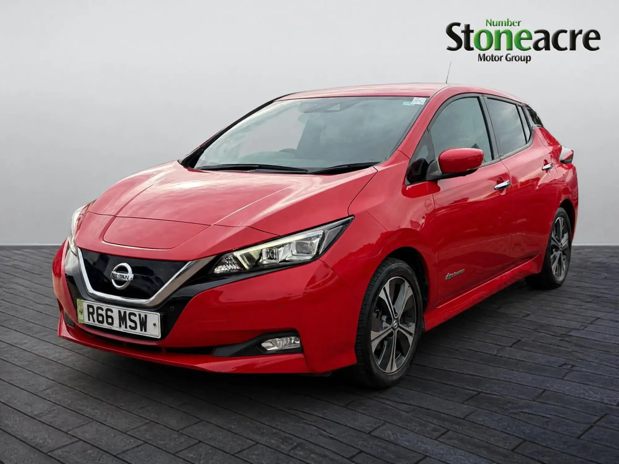 Nissan LEAF Image 3