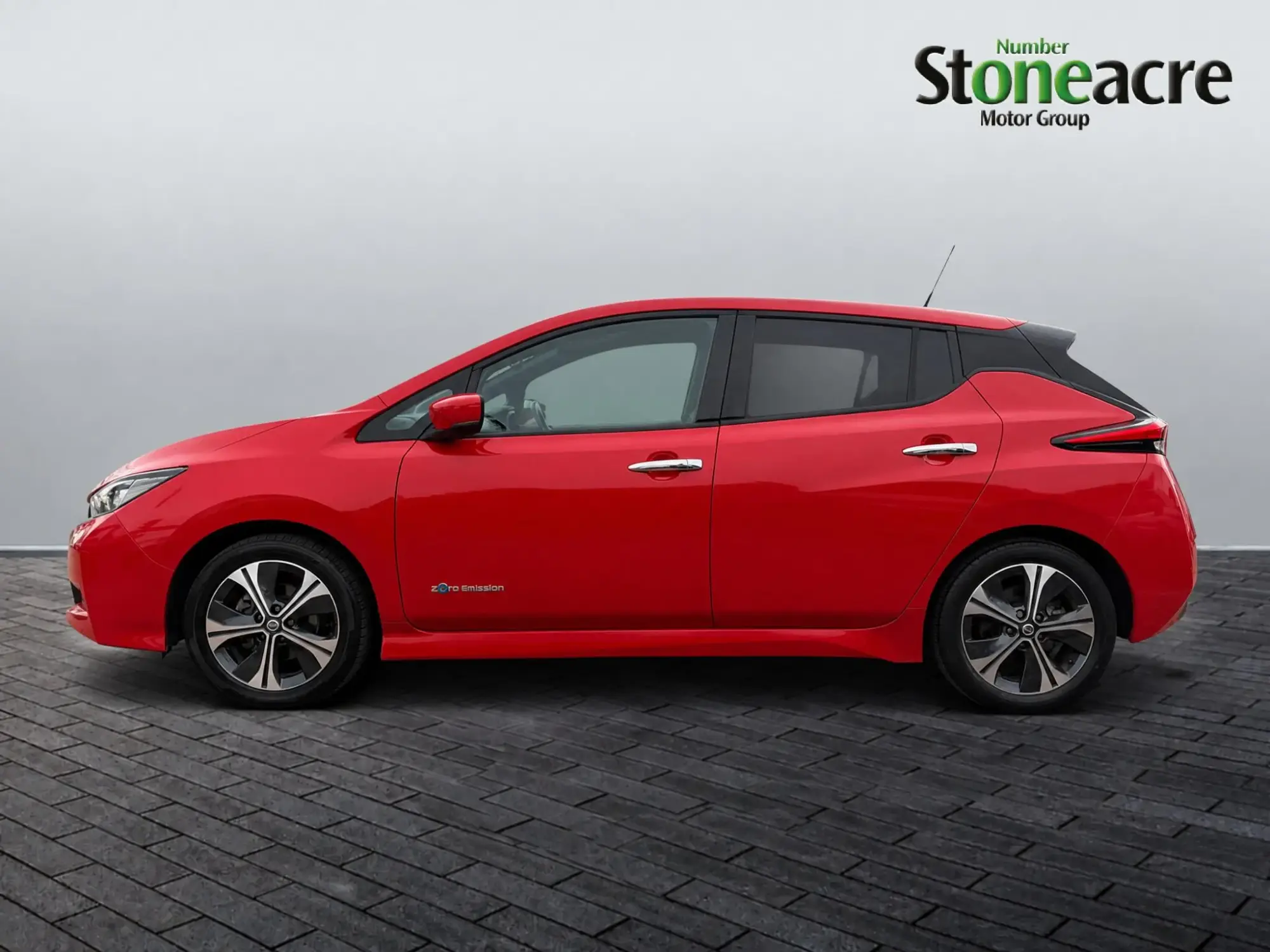 Nissan LEAF Image 5