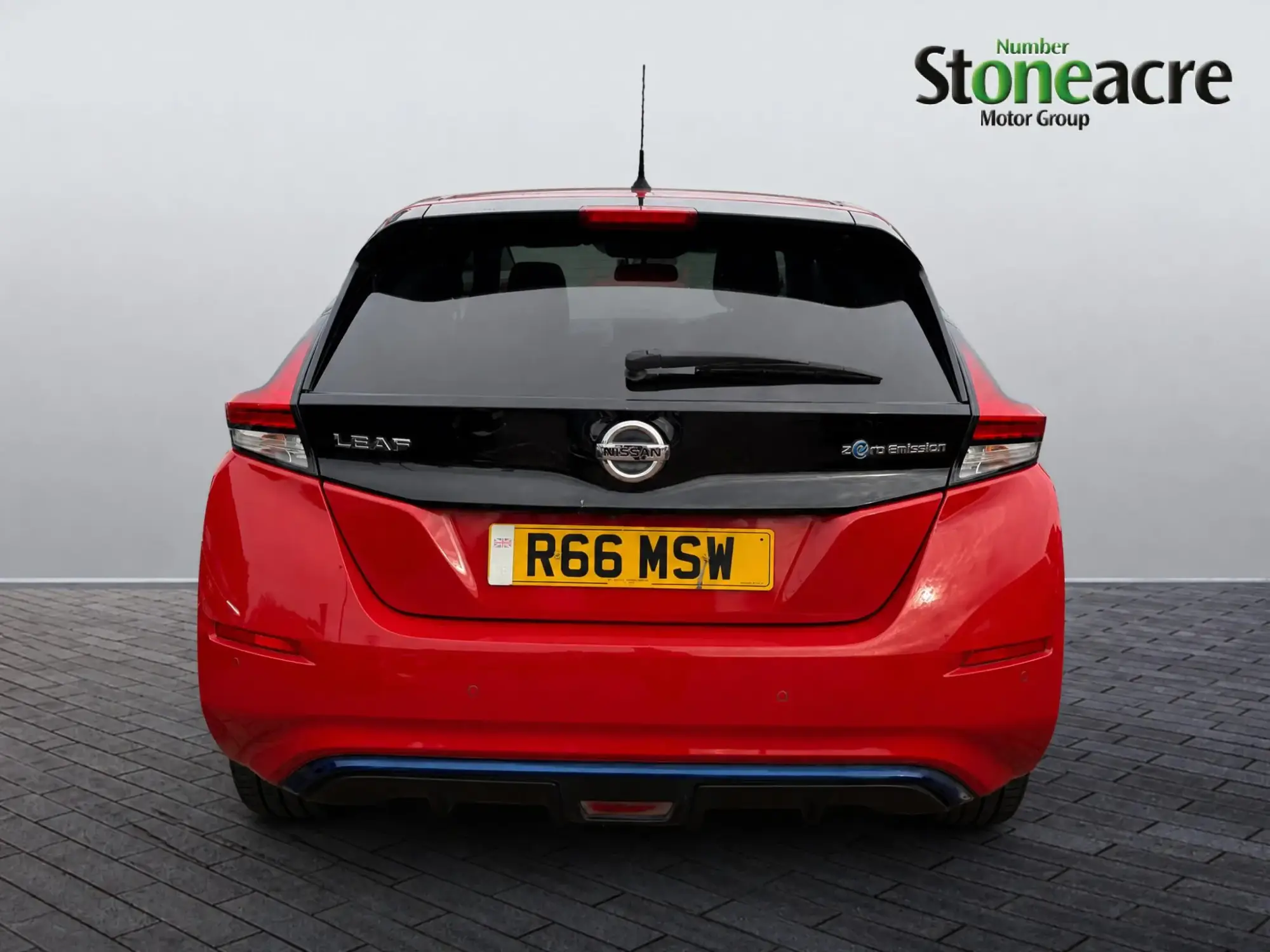 Nissan LEAF Image 6
