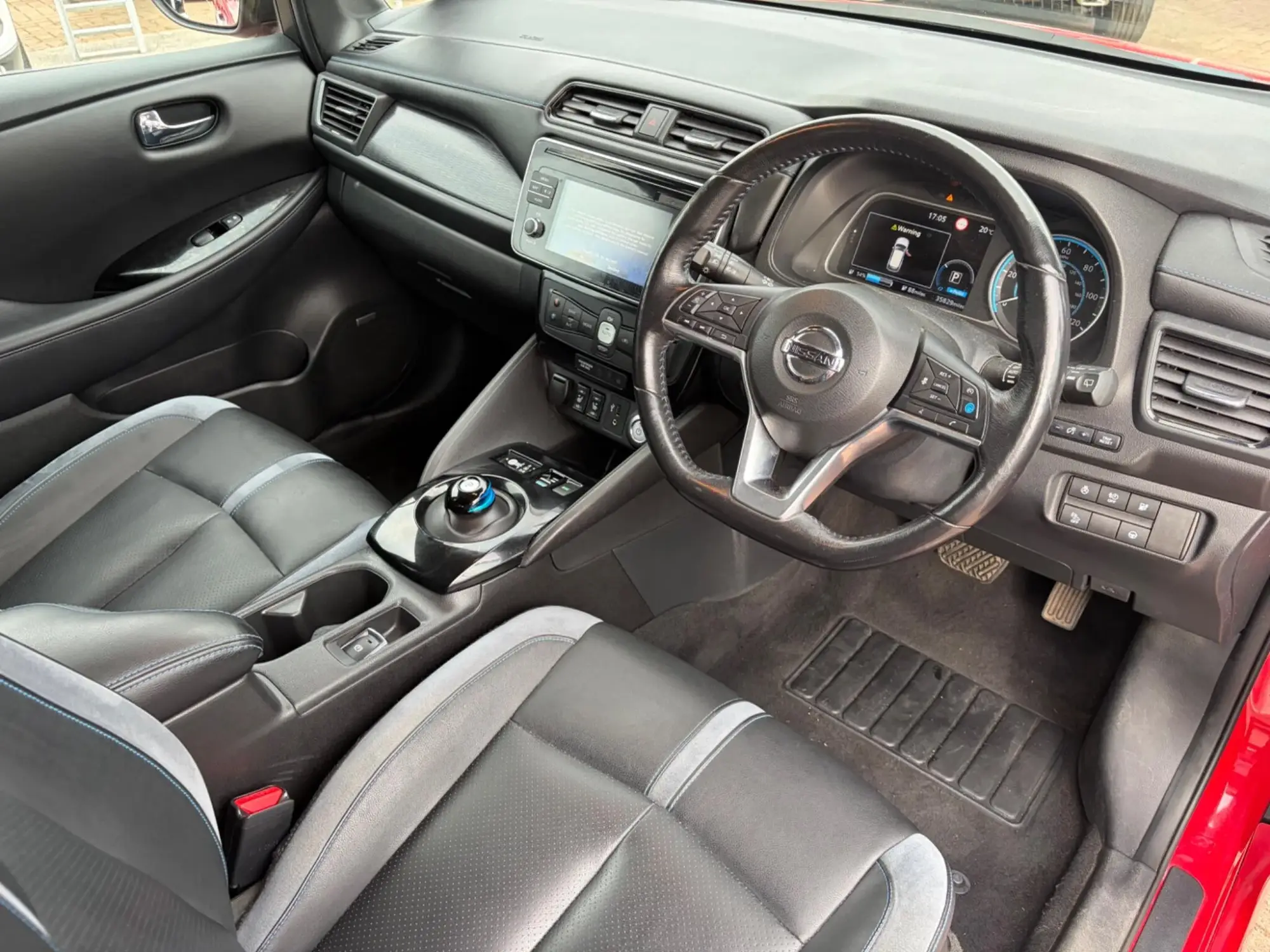 Nissan LEAF Image 9