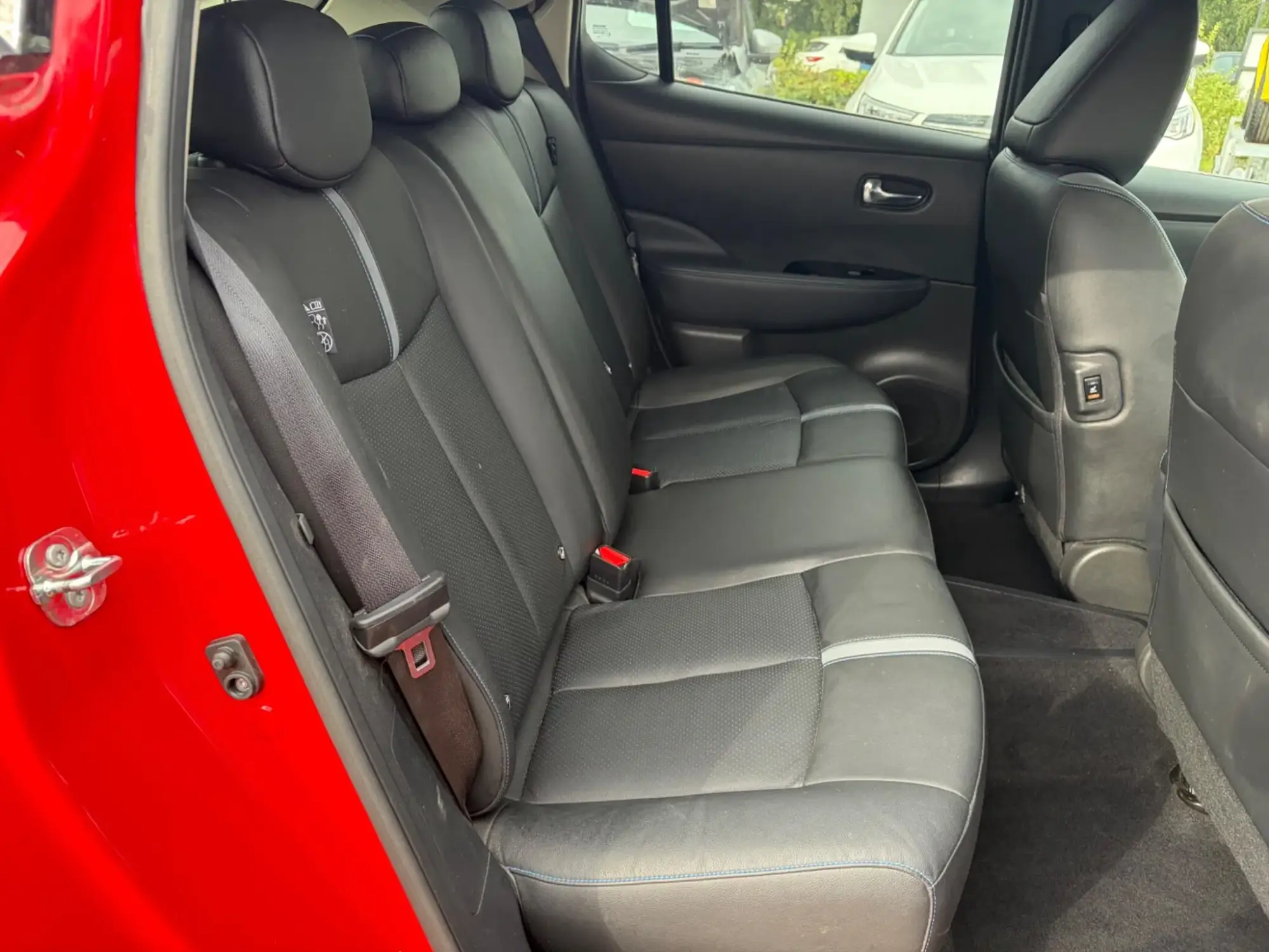 Nissan LEAF Image 11