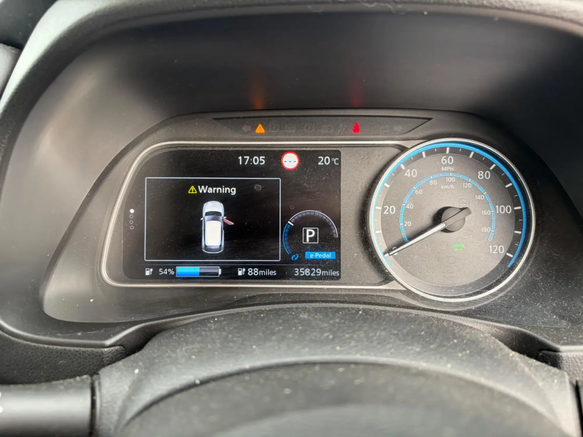 Nissan LEAF Image 17