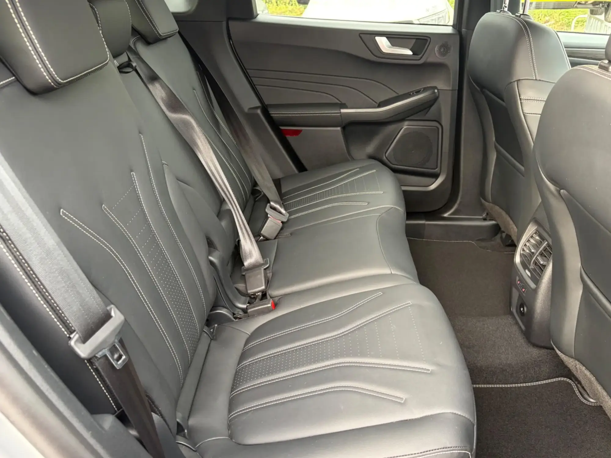 Ford Kuga Hybrid Image 11 Ford Kuga Hybrid Image 11