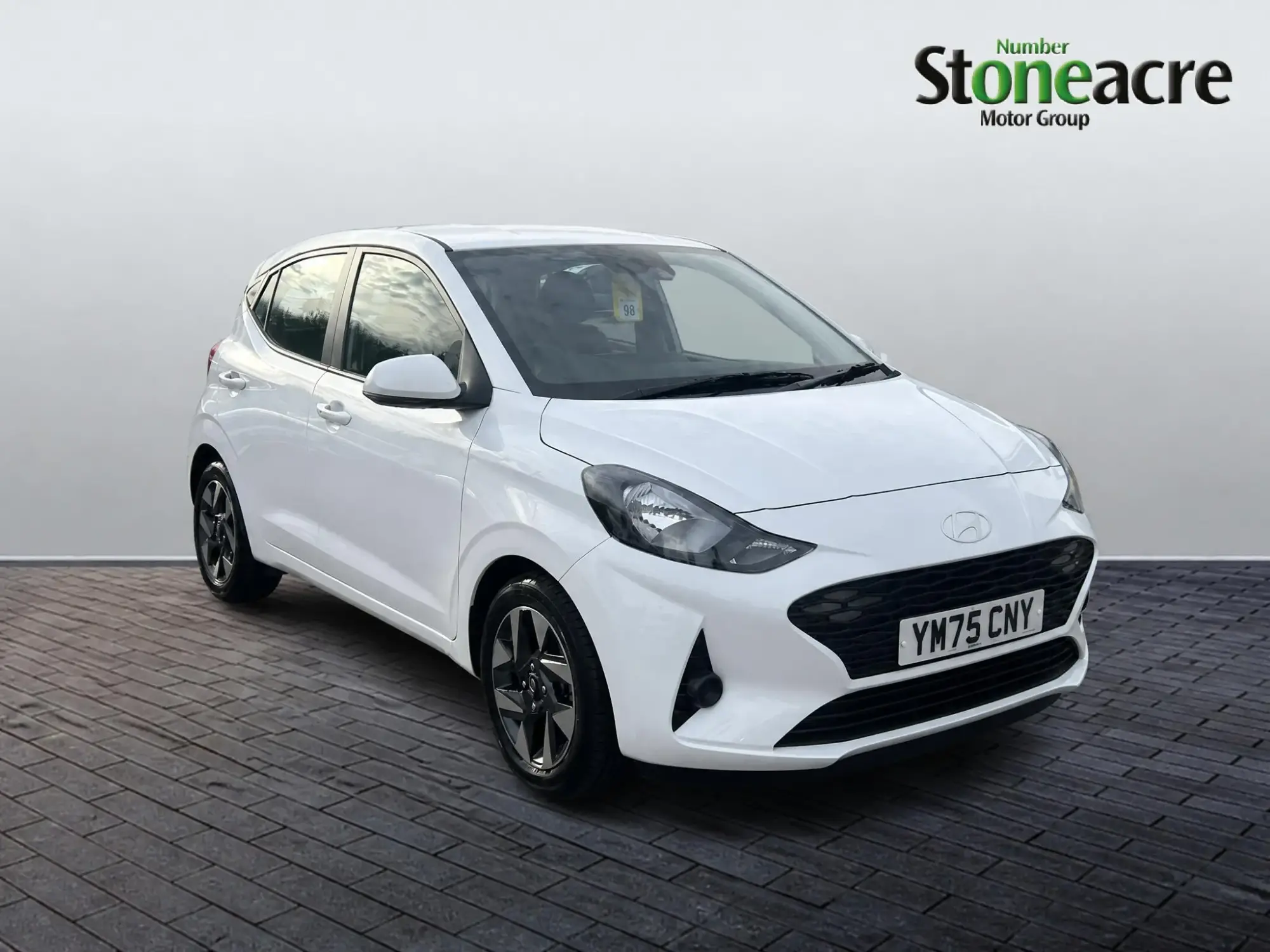 Hyundai i10 1.0 Advance Euro 6 (s/s) 5dr YM75CNY Image 1
