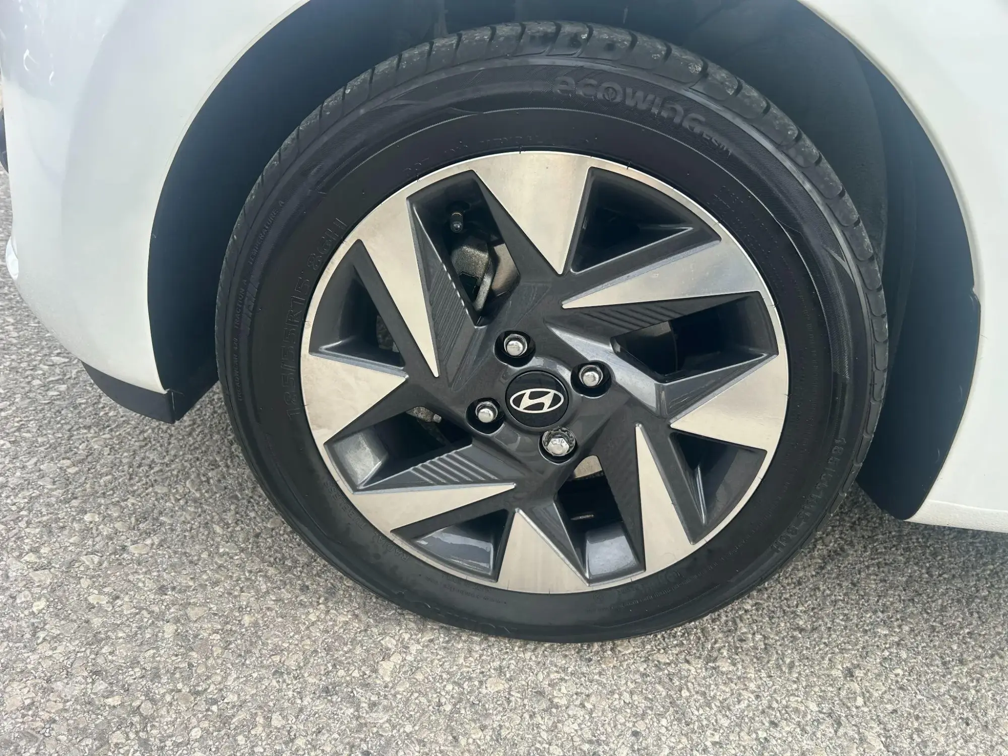 Hyundai i10 Image 9