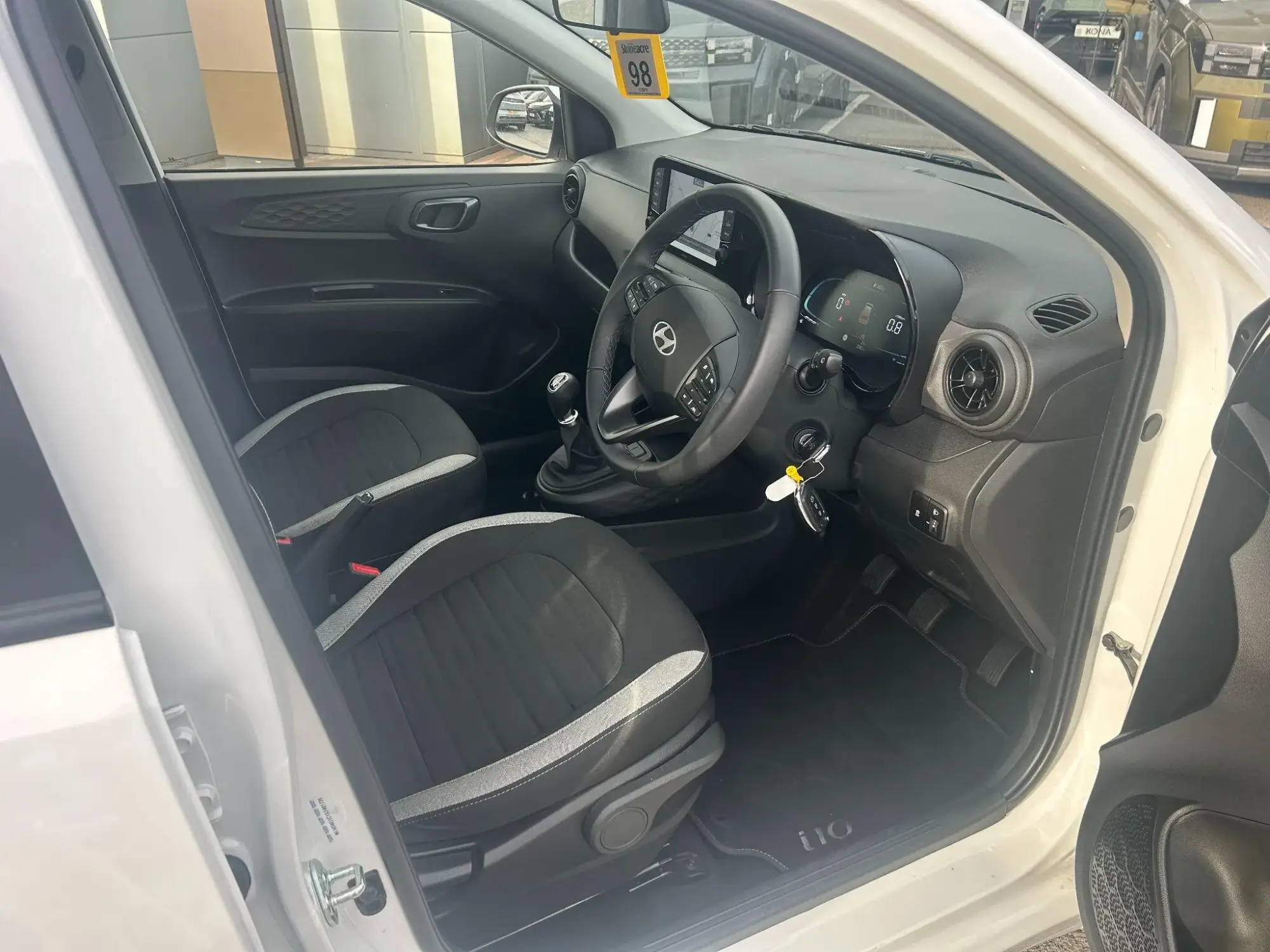 Hyundai i10 Image 11
