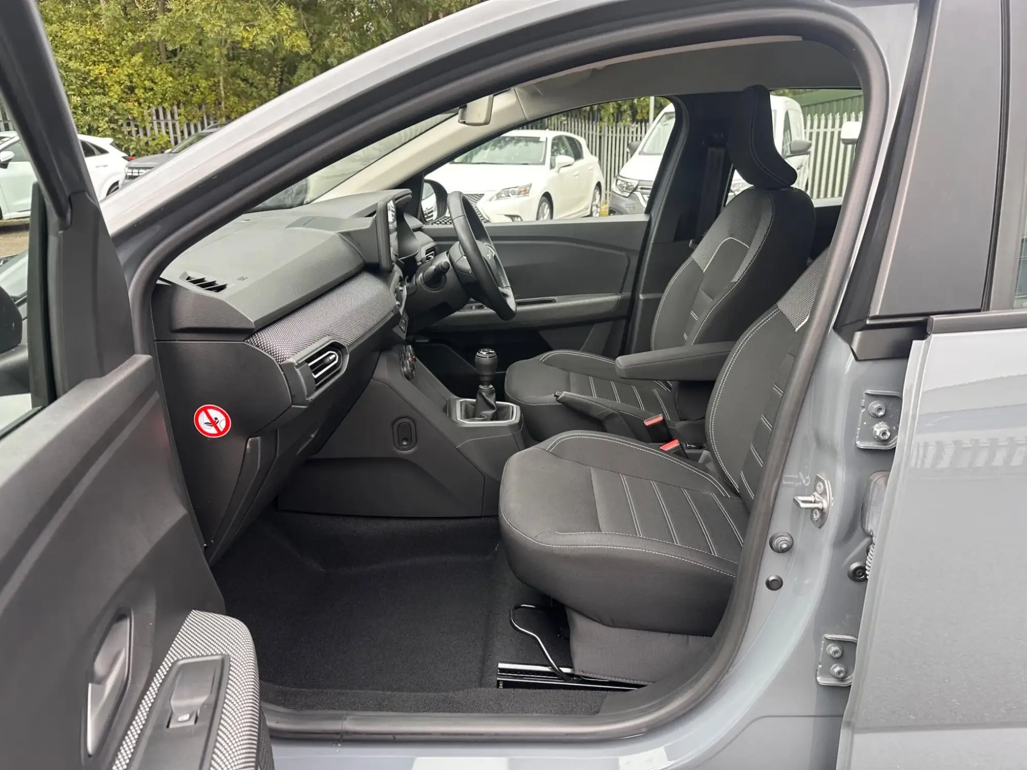 Dacia Sandero Image 11