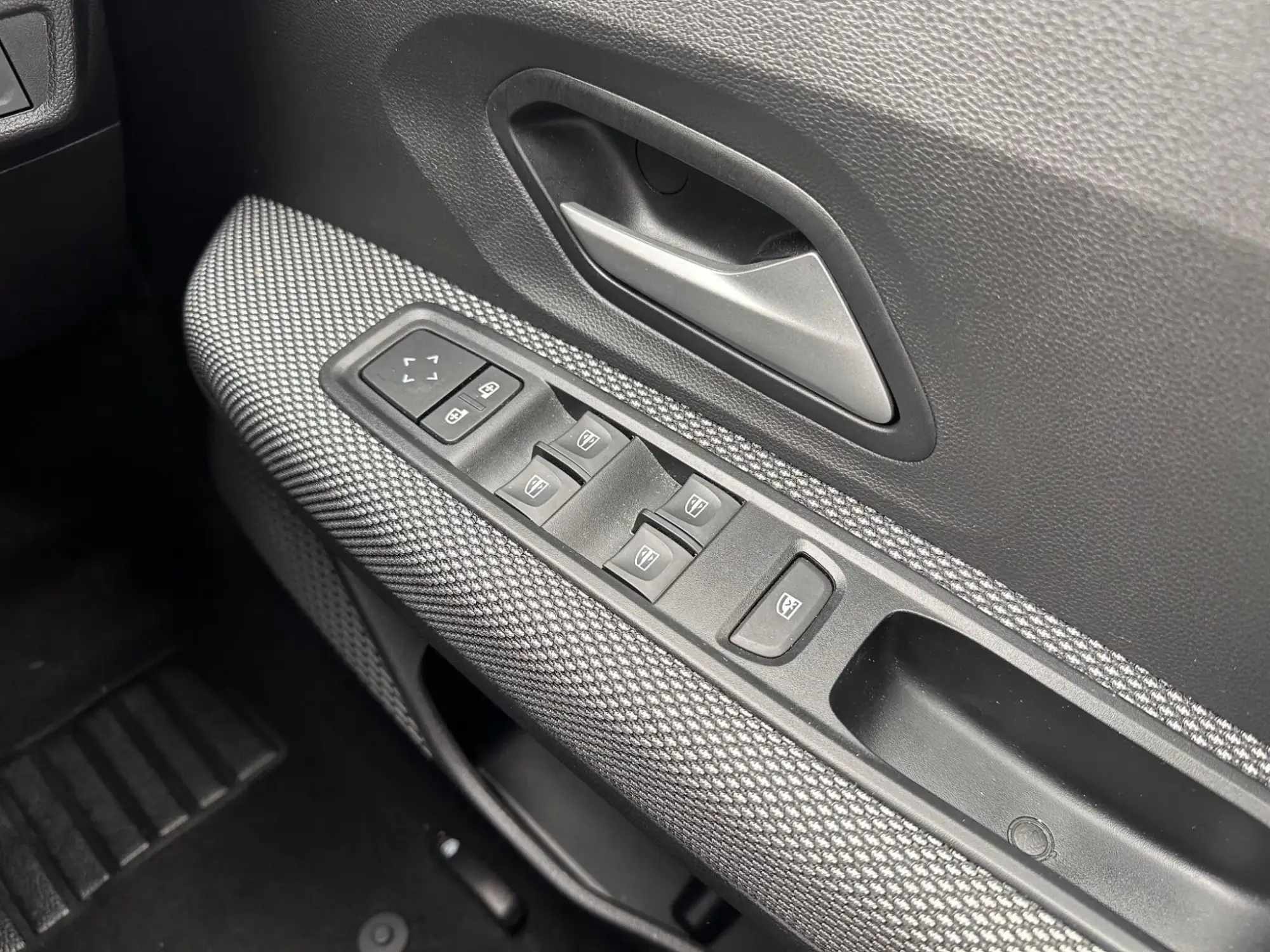 Dacia Sandero Image 25